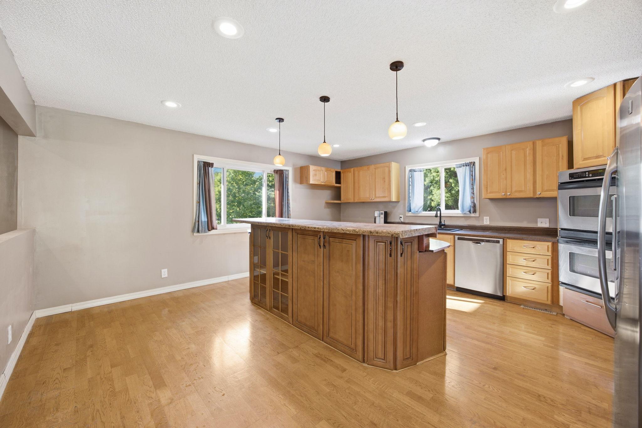 1847 Upper 55th Street E Property Photo 15