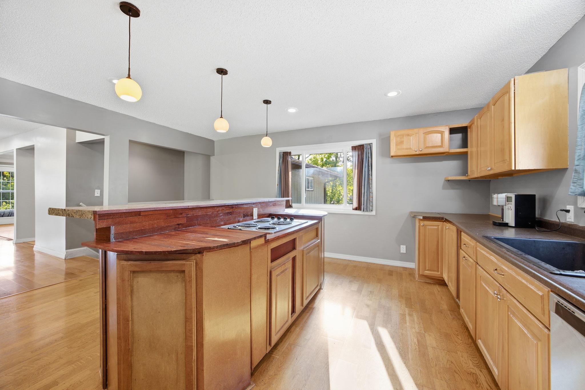 1847 Upper 55th Street E Property Photo 17
