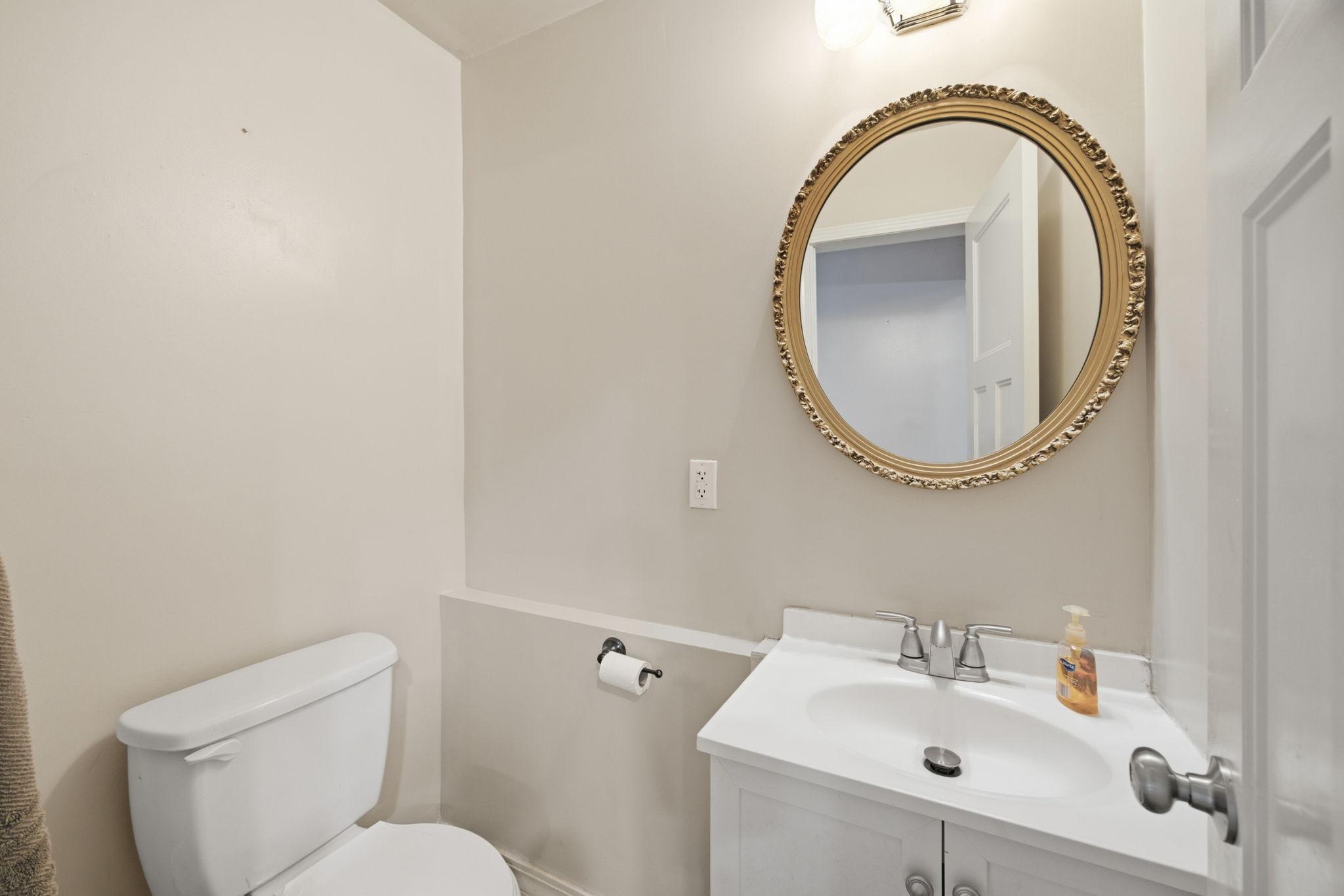 1847 Upper 55th Street E Property Photo 28