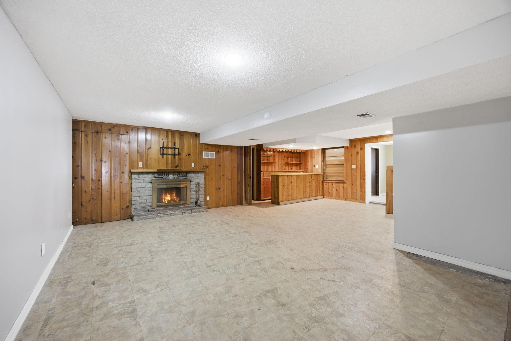 1847 Upper 55th Street E Property Photo 31