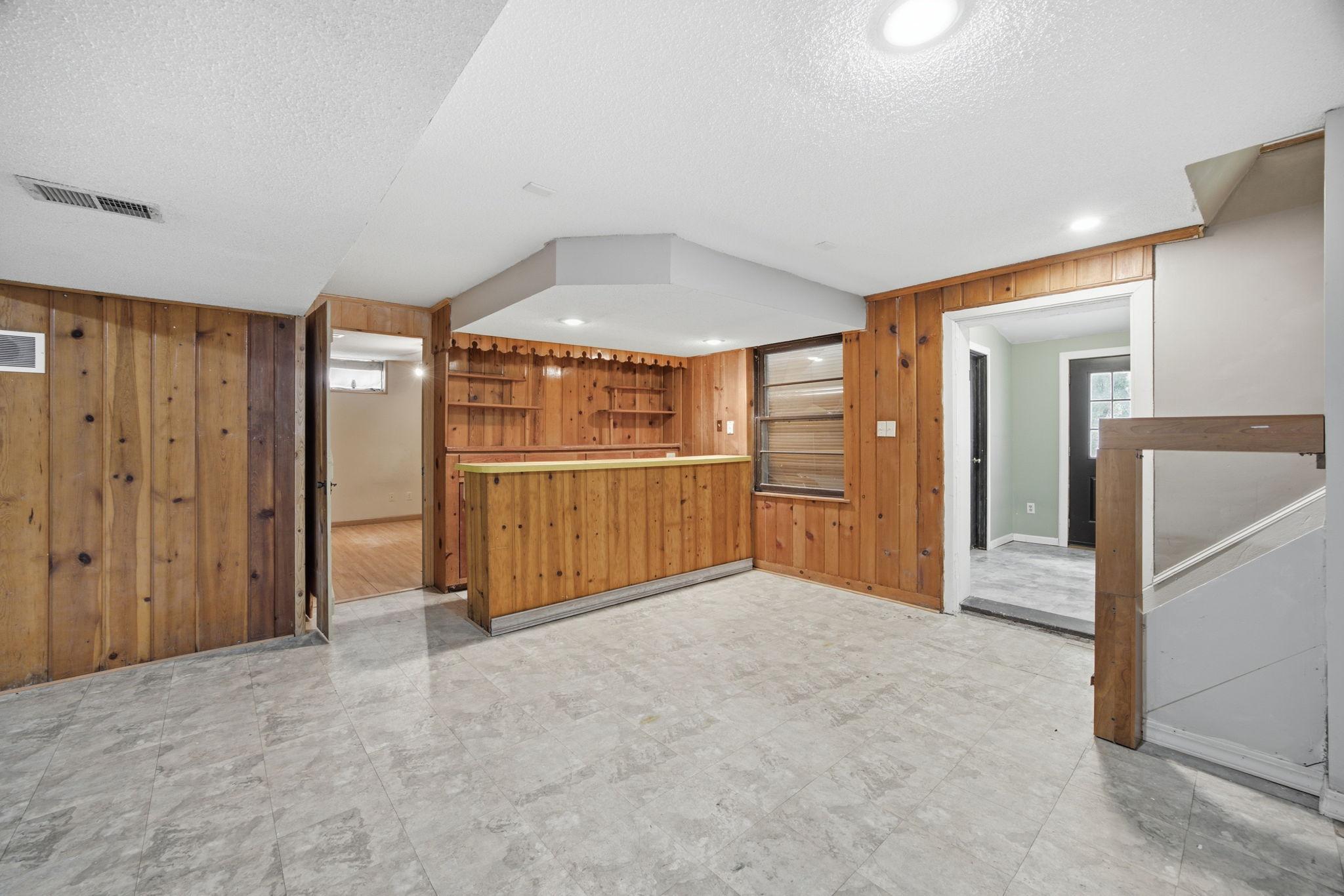 1847 Upper 55th Street E Property Photo 35