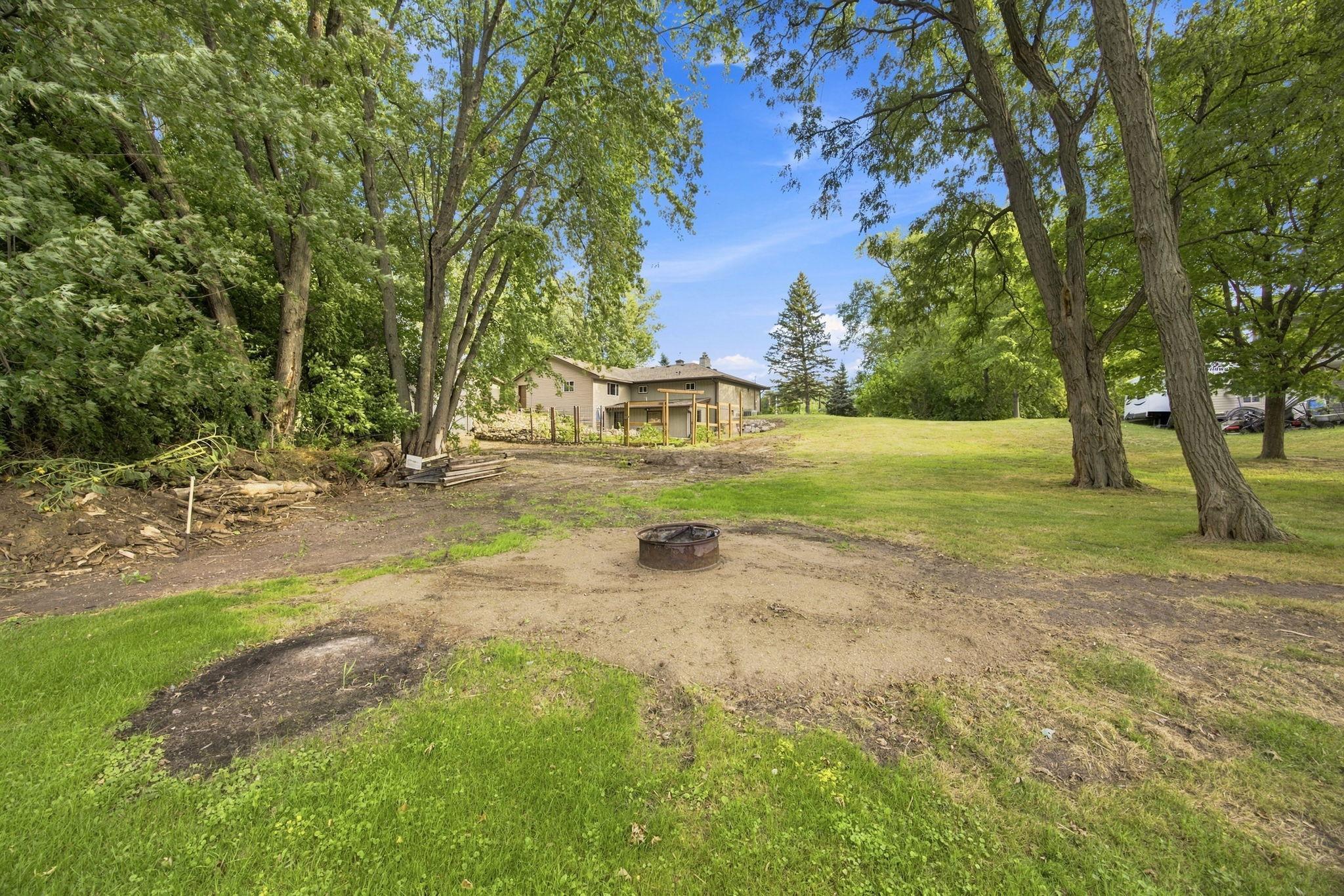 1847 Upper 55th Street E Property Photo 40