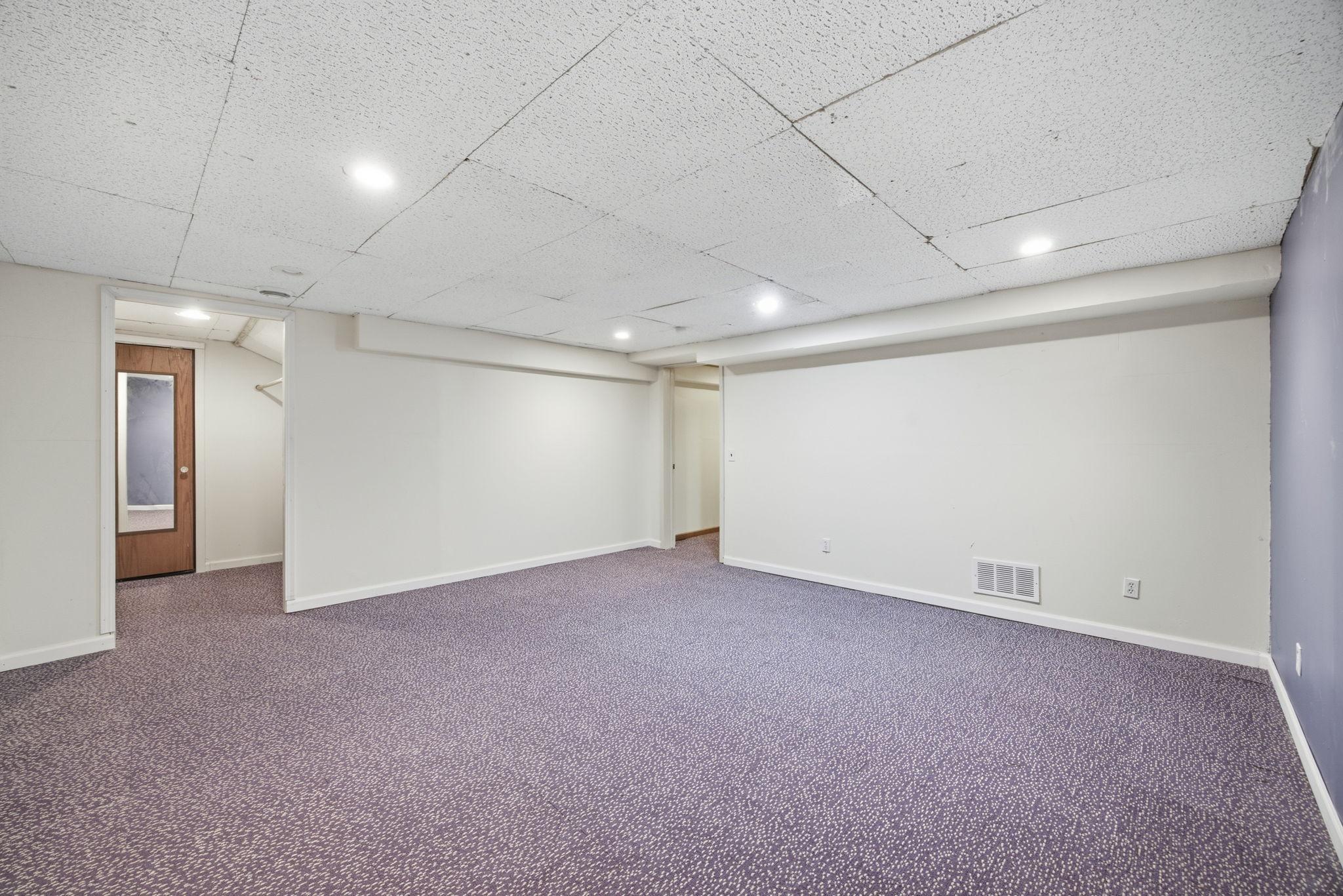 1847 Upper 55th Street E Property Photo 42