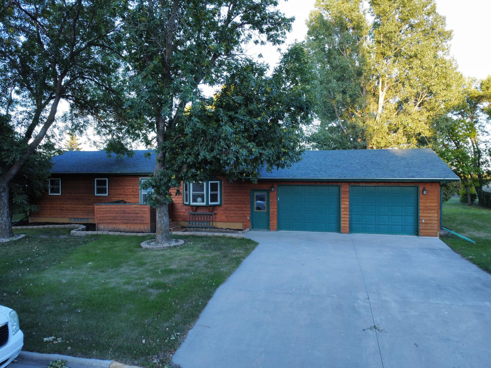 504 E Franklin Avenue Property Photo 8