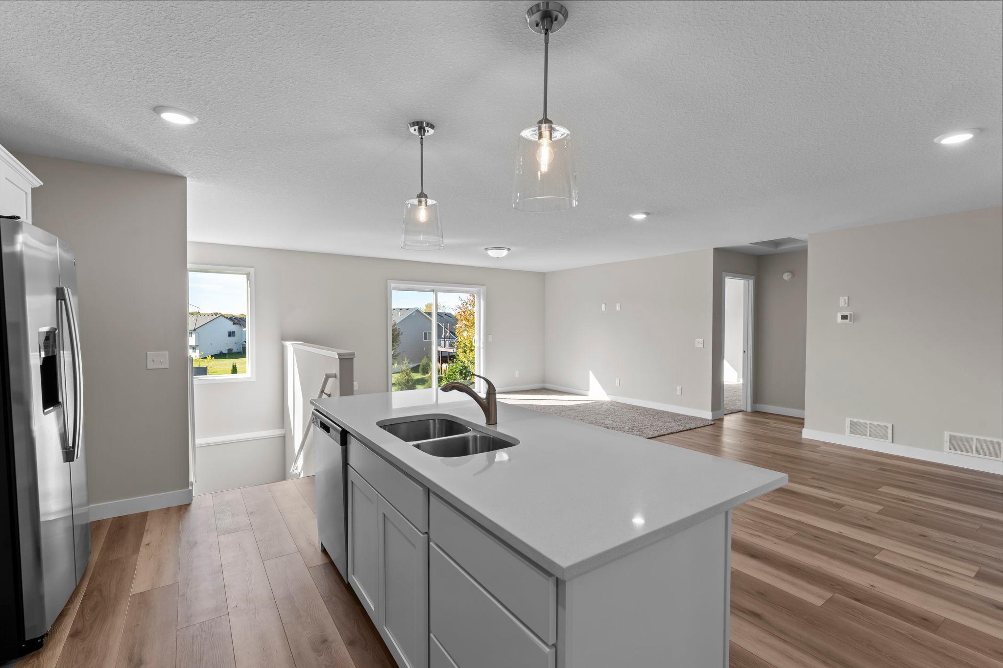 1135 Ivy Way Property Photo 14