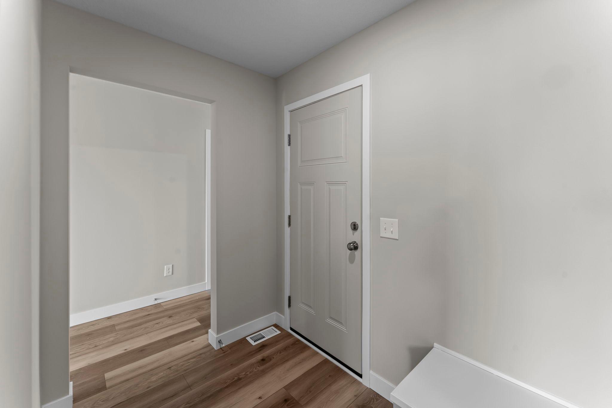 1135 Ivy Way Property Photo 16