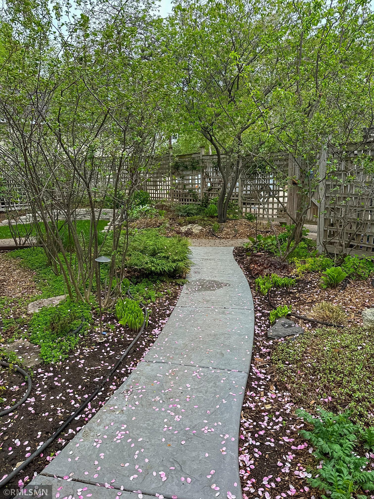 5608 Girard Avenue S Property Photo 15