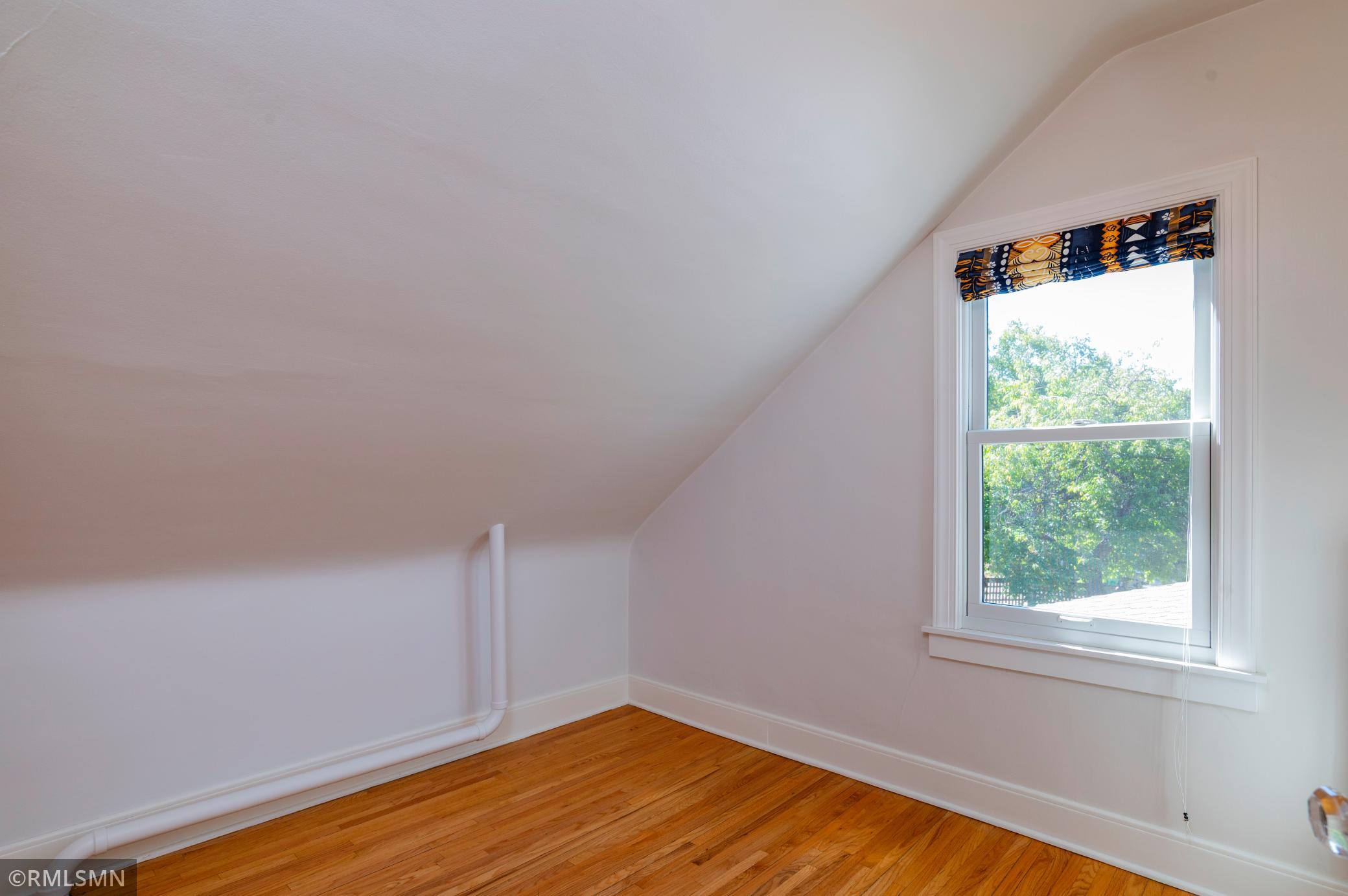 5608 Girard Avenue S Property Photo 37