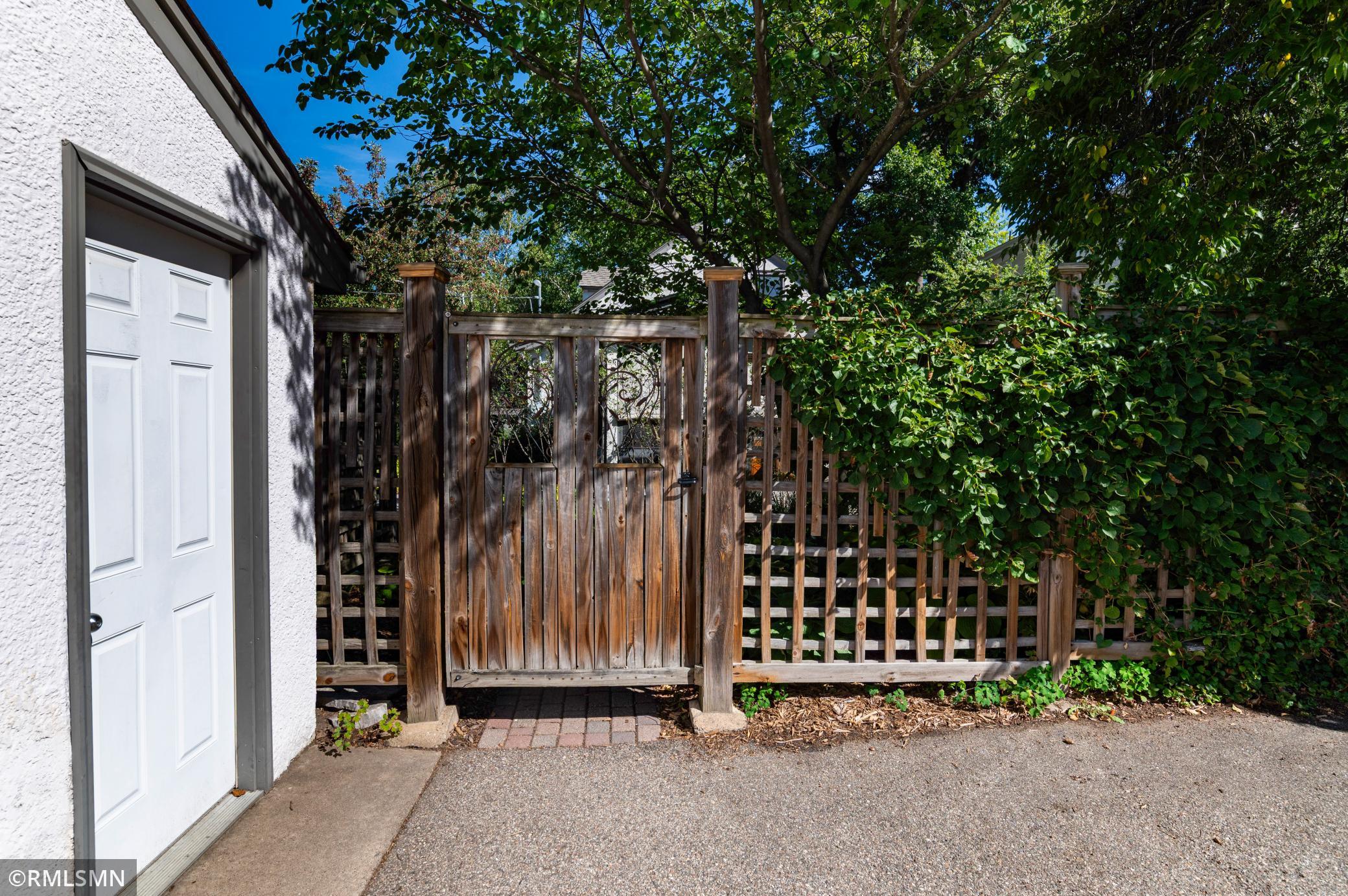 5608 Girard Avenue S Property Photo 53