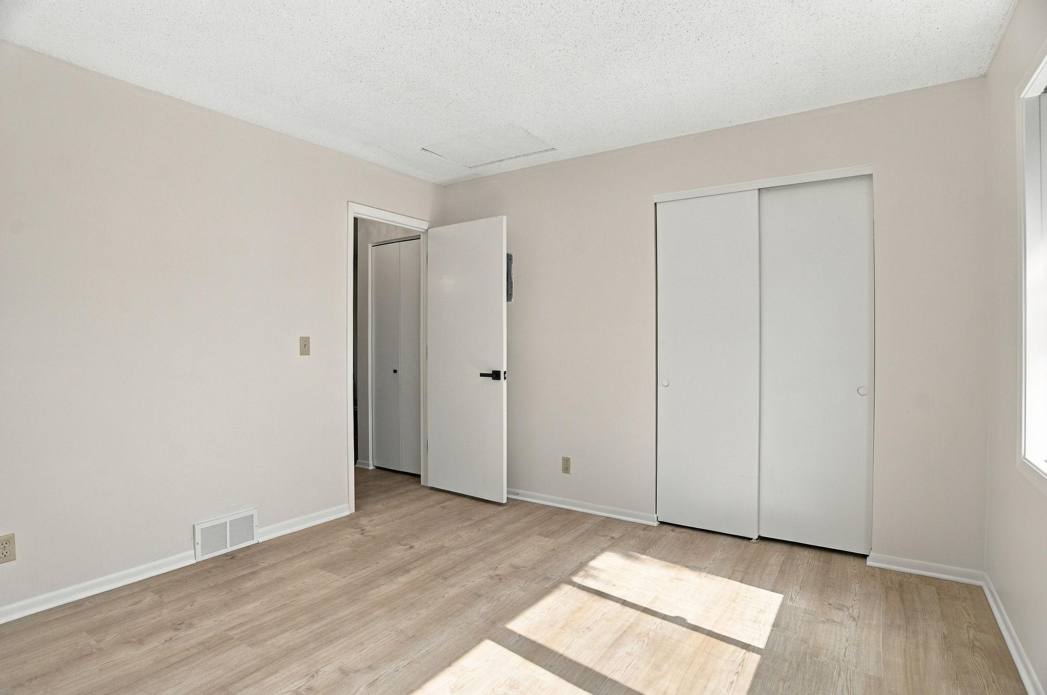 243 W Eagle Lake Drive Property Photo 13