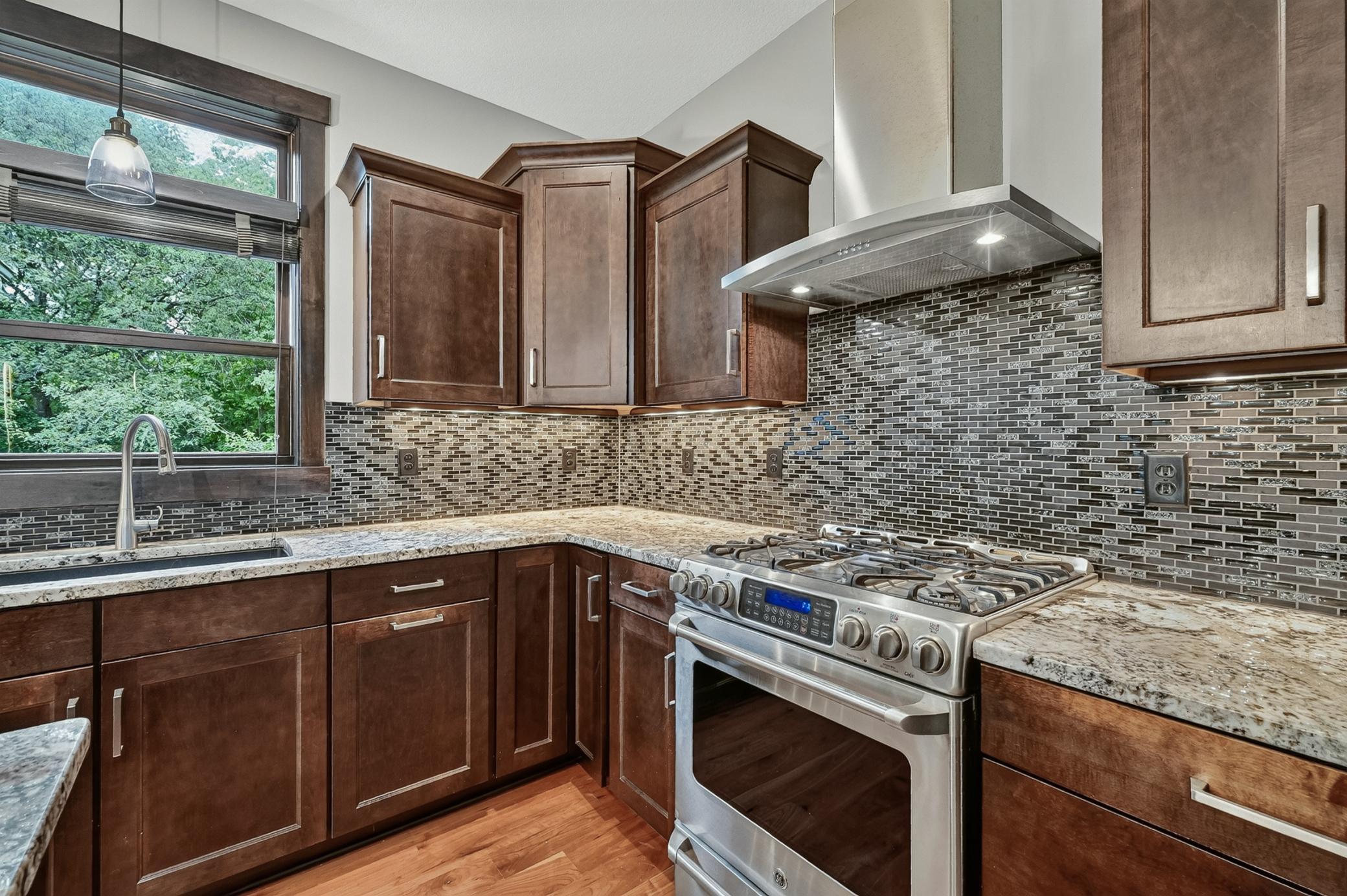 3730 Cameo Place Ne Property Photo 13