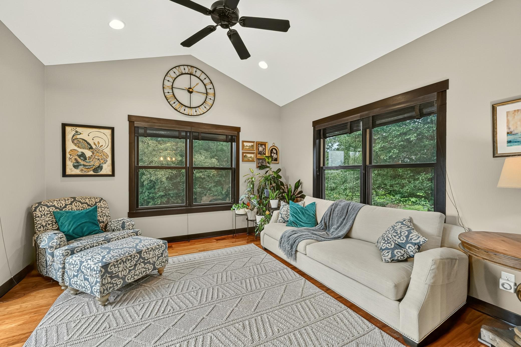 3730 Cameo Place Ne Property Photo 16