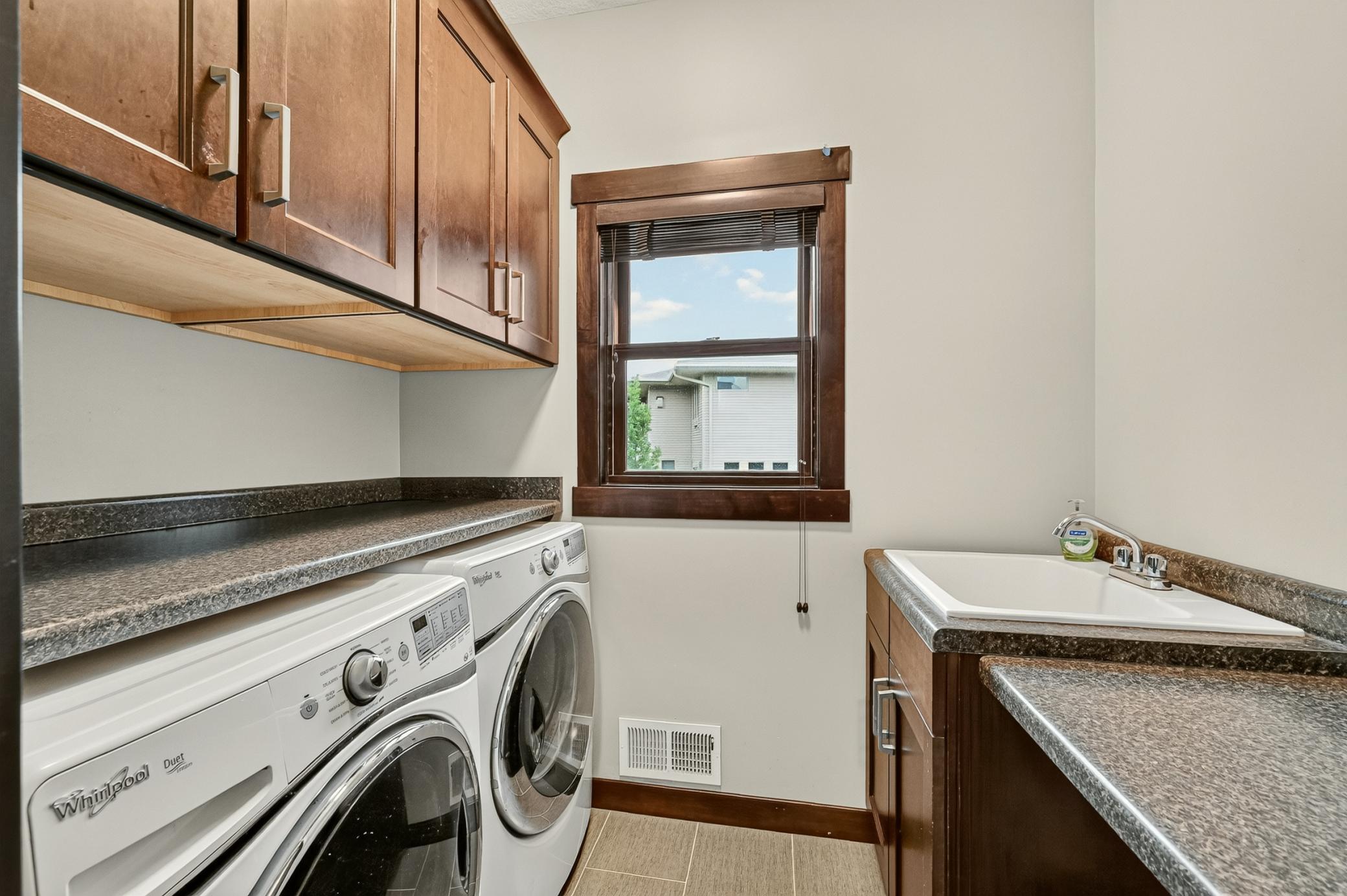 3730 Cameo Place Ne Property Photo 20