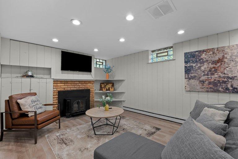 17323 Bay Circle Property Photo 22