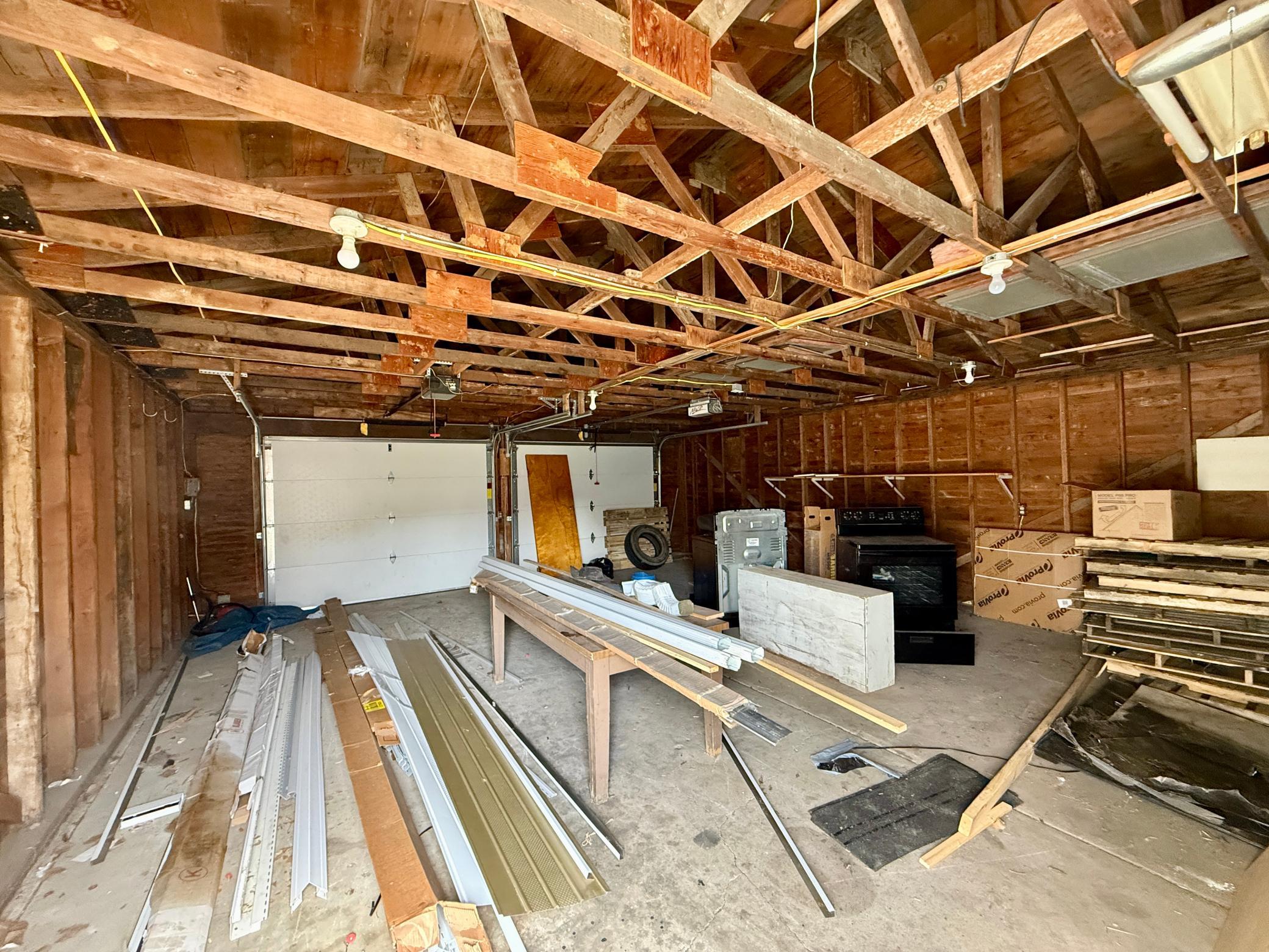 755 4th Street Sw Property Photo 8