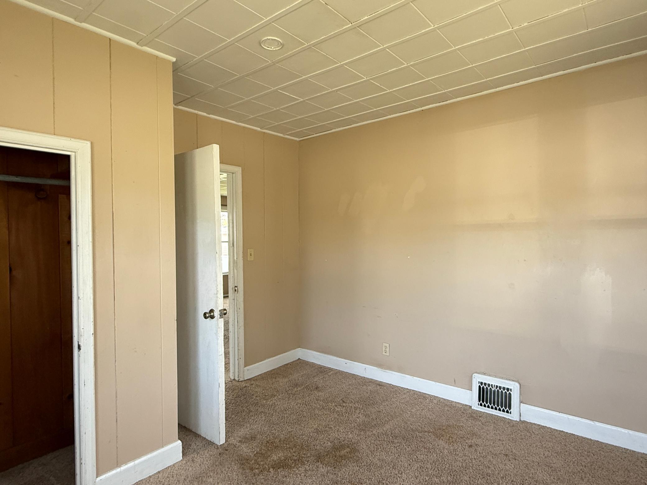 755 4th Street Sw Property Photo 12