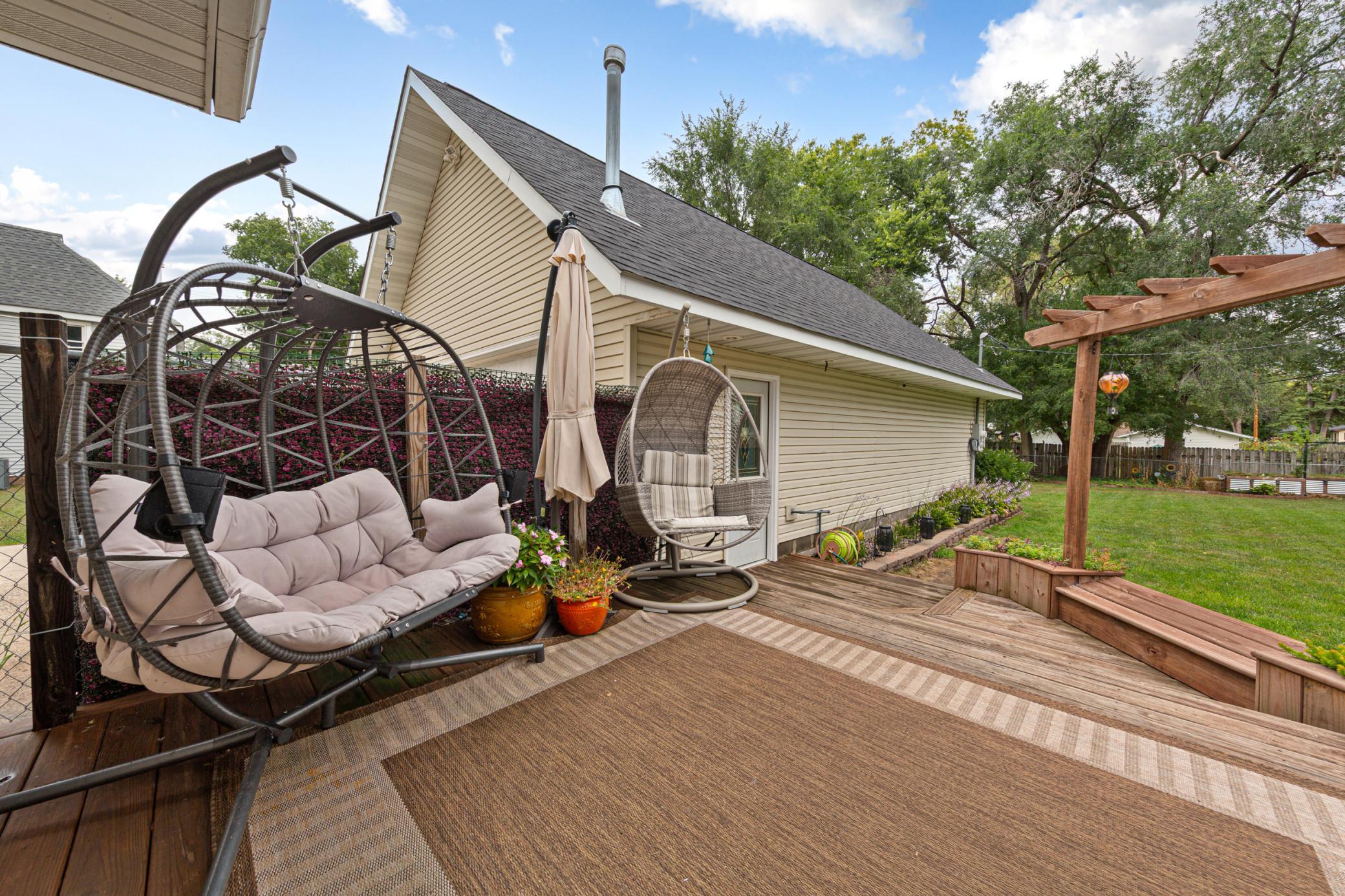 1221 Central Avenue N Property Photo 28