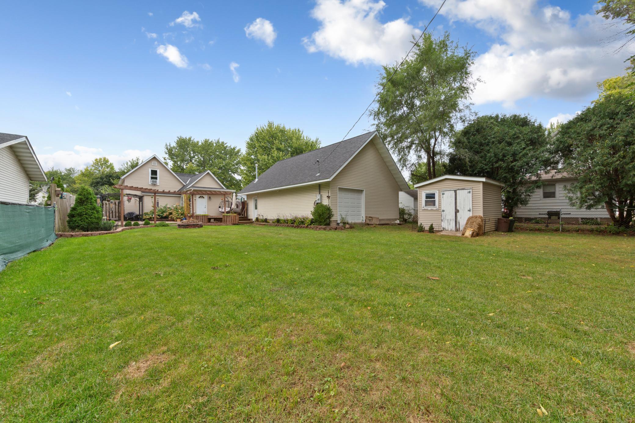 1221 Central Avenue N Property Photo 35