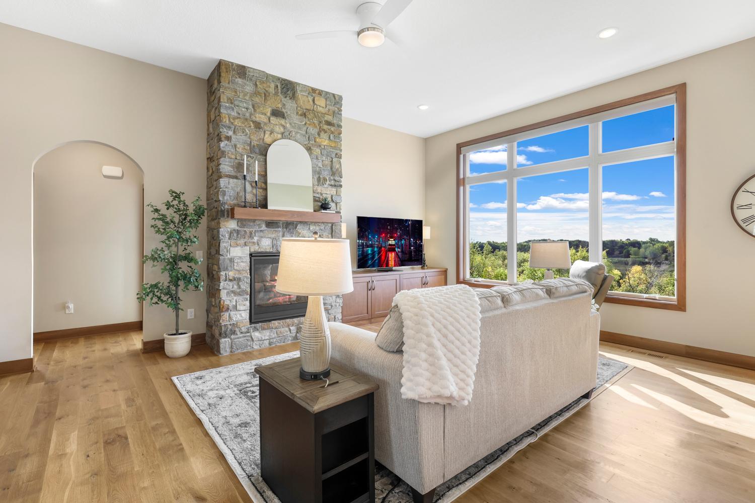 27291 Elle Circle Property Photo 11