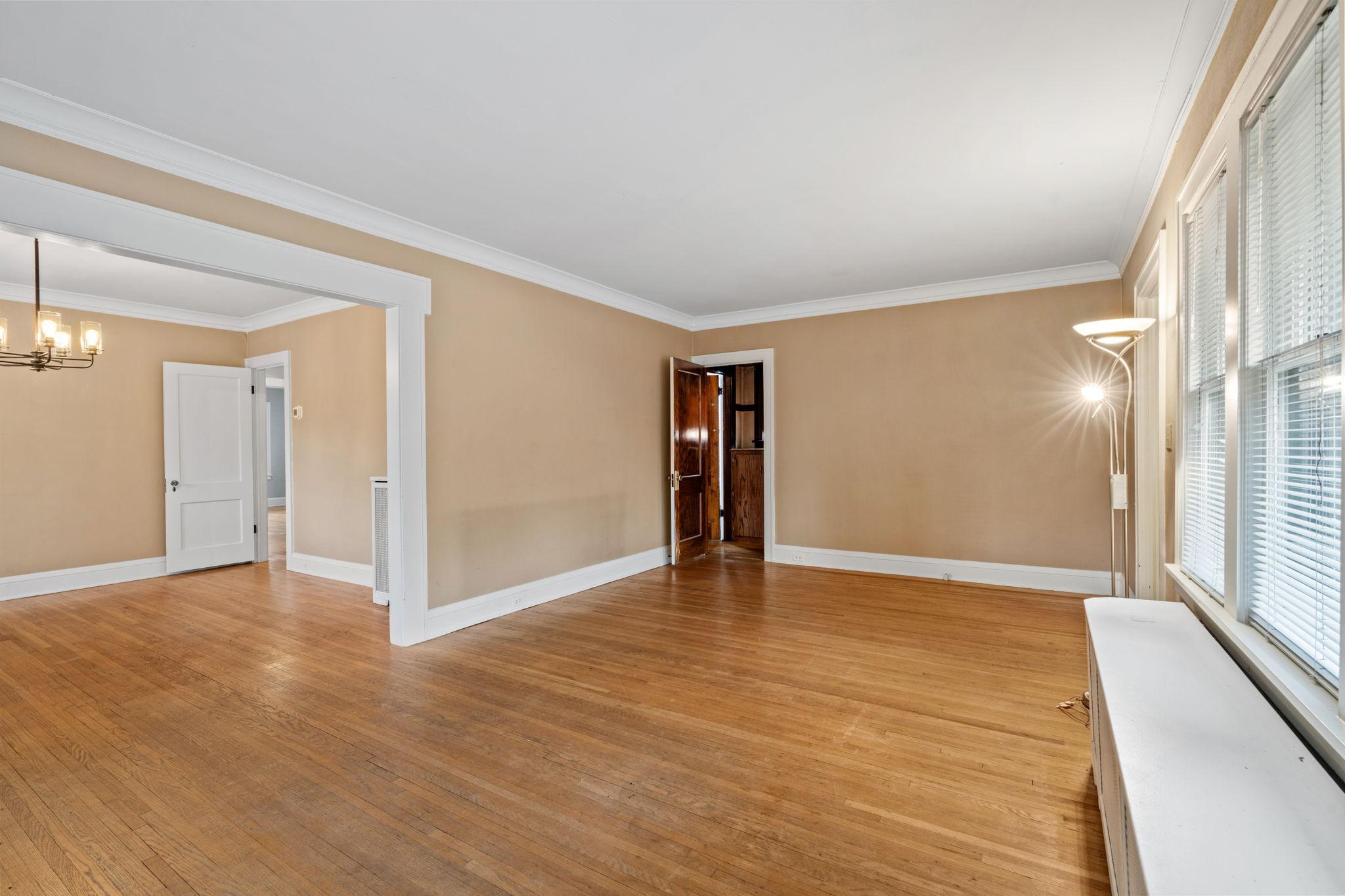 4354 Harriet Avenue Property Photo 11