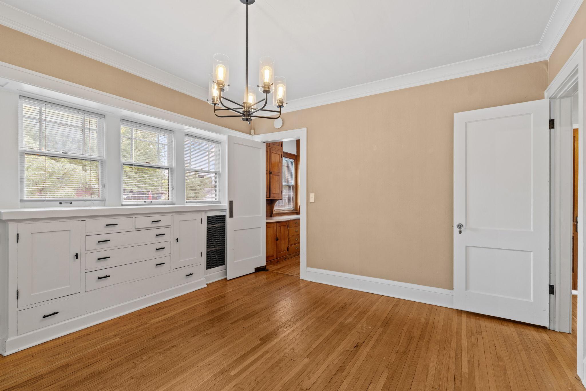 4354 Harriet Avenue Property Photo 12