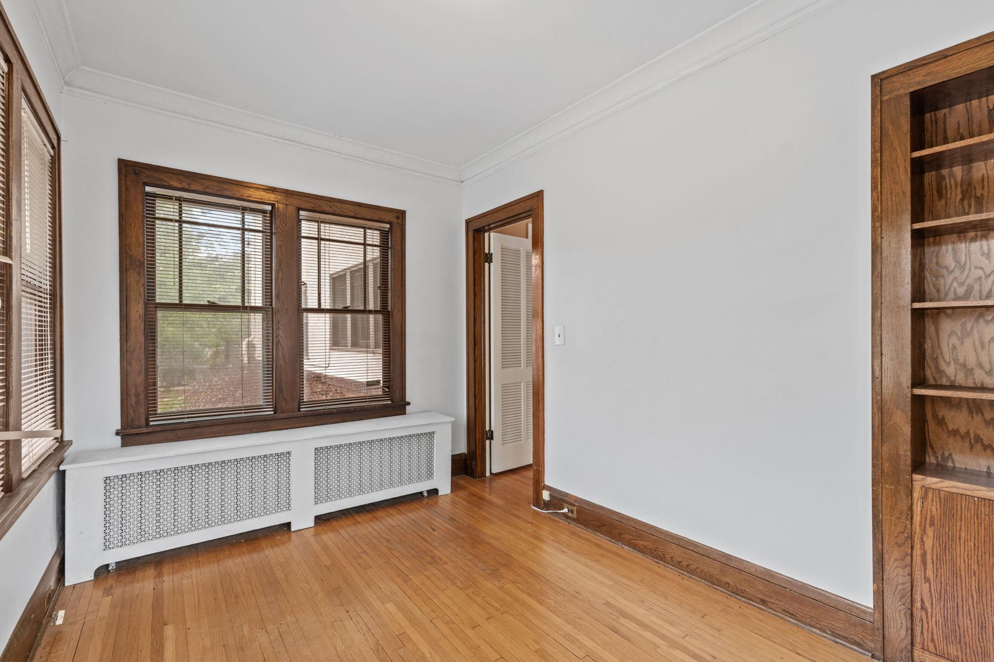 4354 Harriet Avenue Property Photo 19