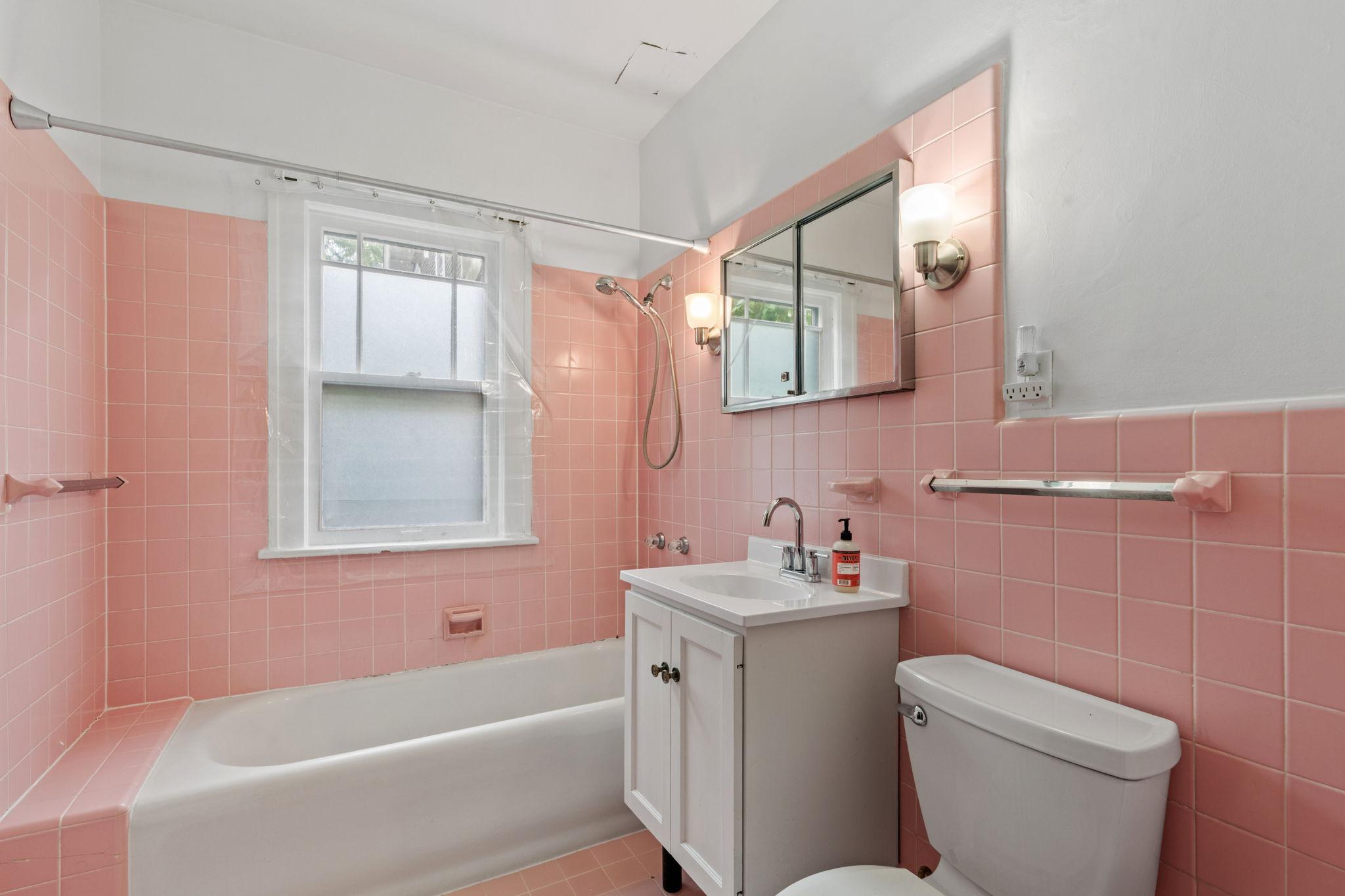 4354 Harriet Avenue Property Photo 27