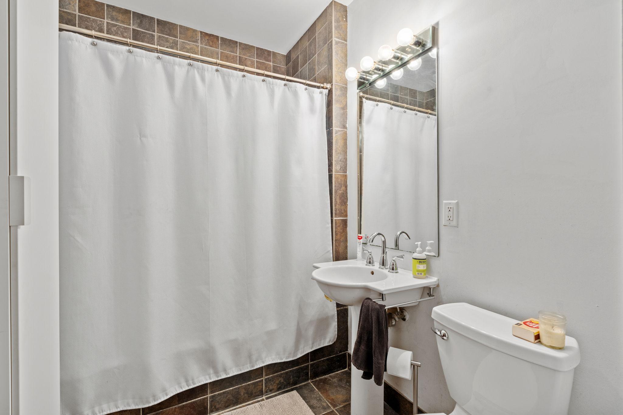 4354 Harriet Avenue Property Photo 43