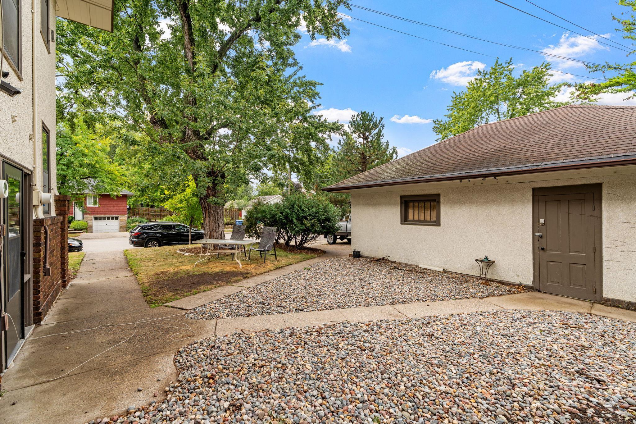 4354 Harriet Avenue Property Photo 49