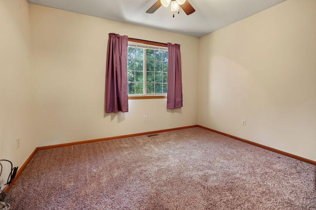 23133 Iris Avenue Property Photo 13