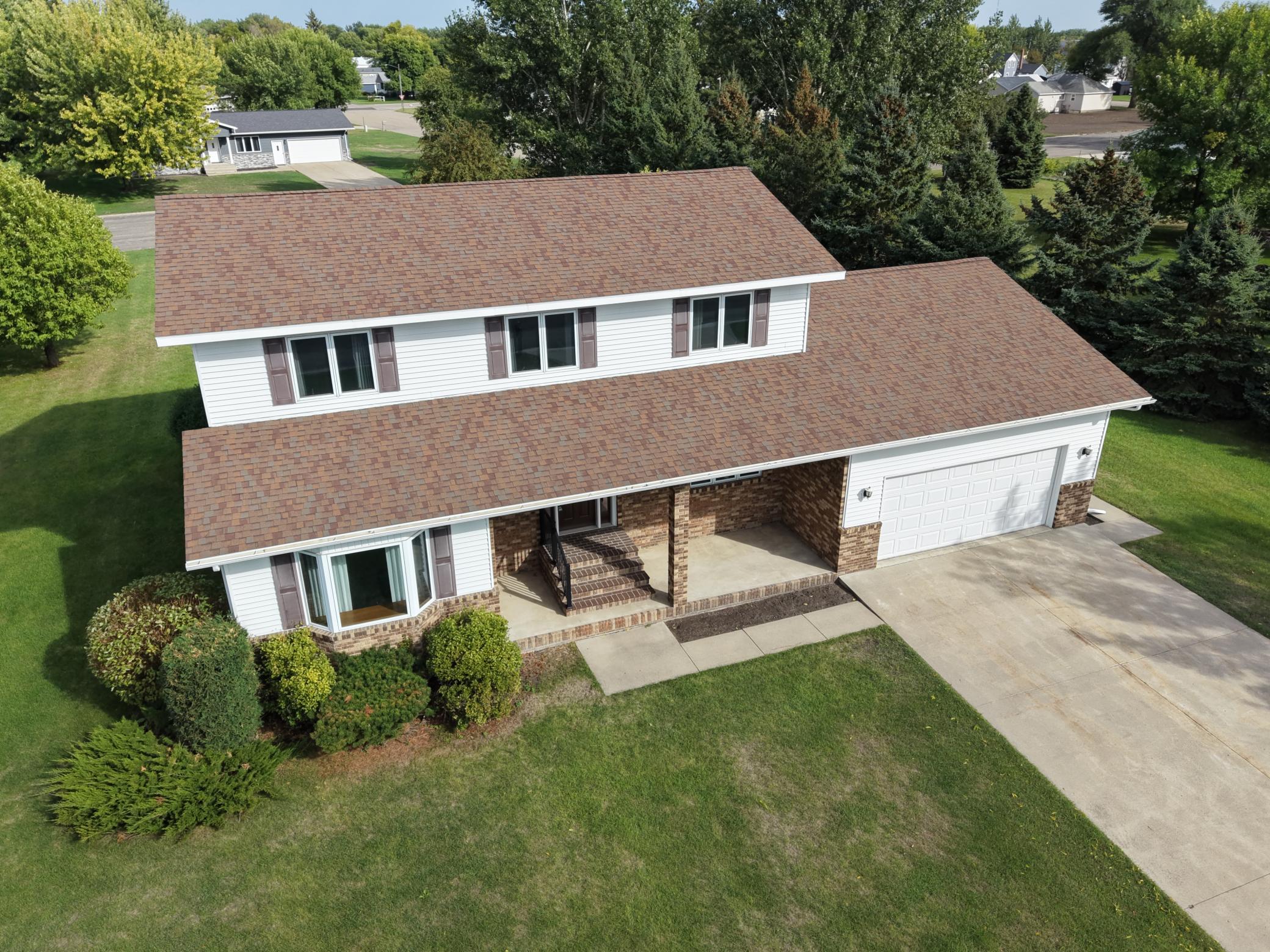 606 4th Street W Property Photo 14