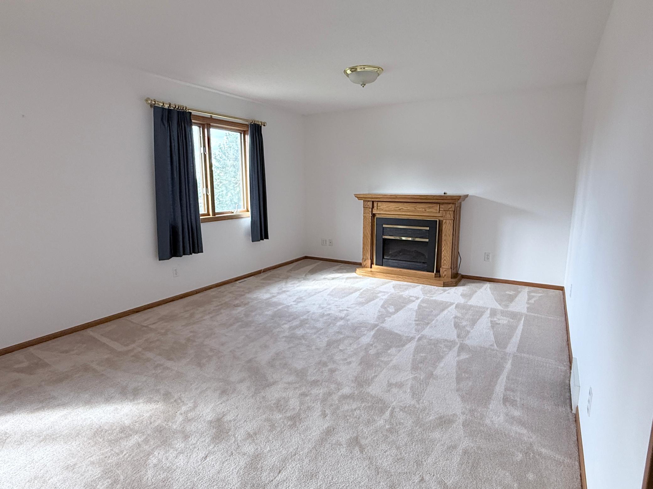606 4th Street W Property Photo 34
