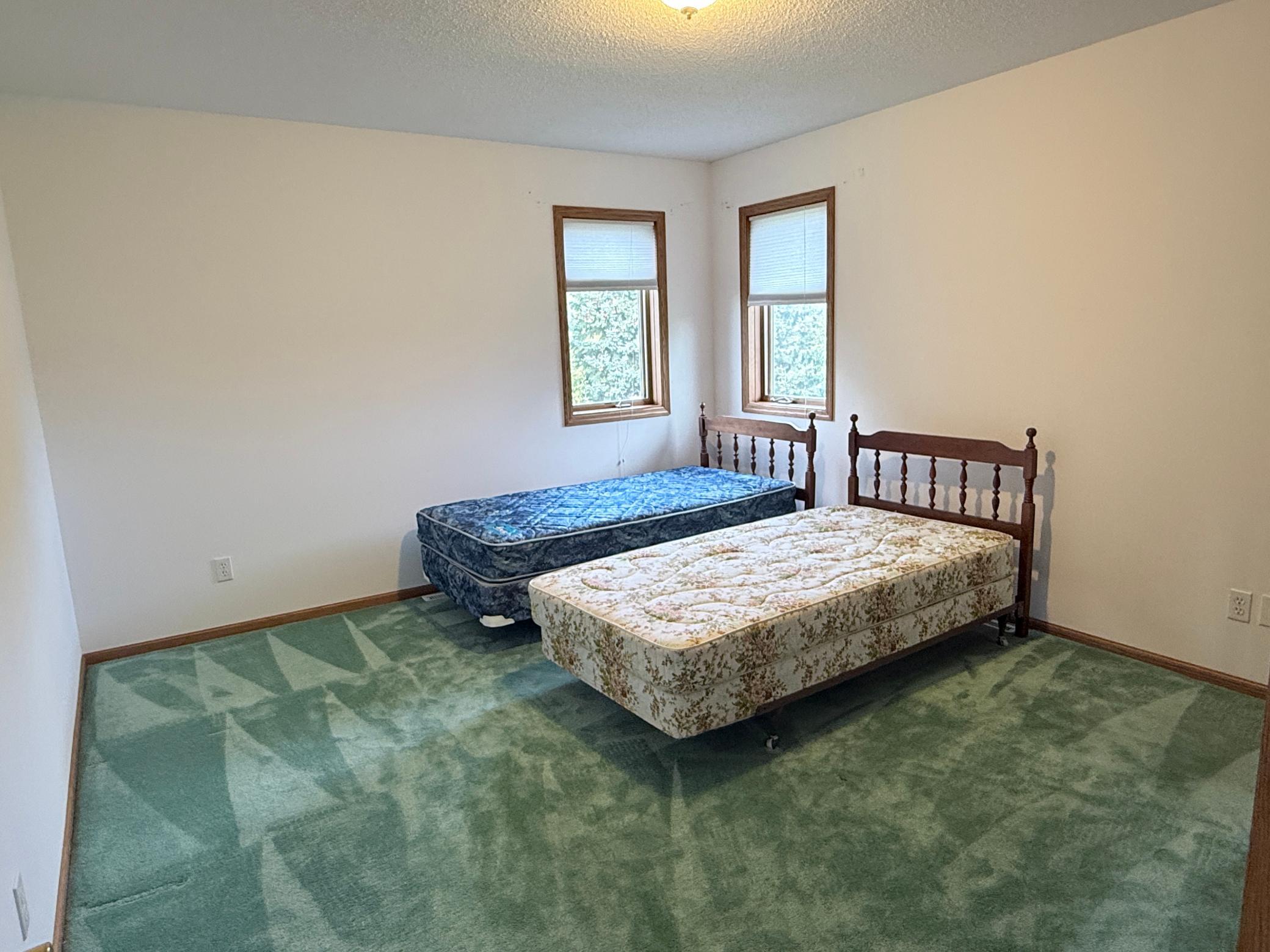 606 4th Street W Property Photo 36