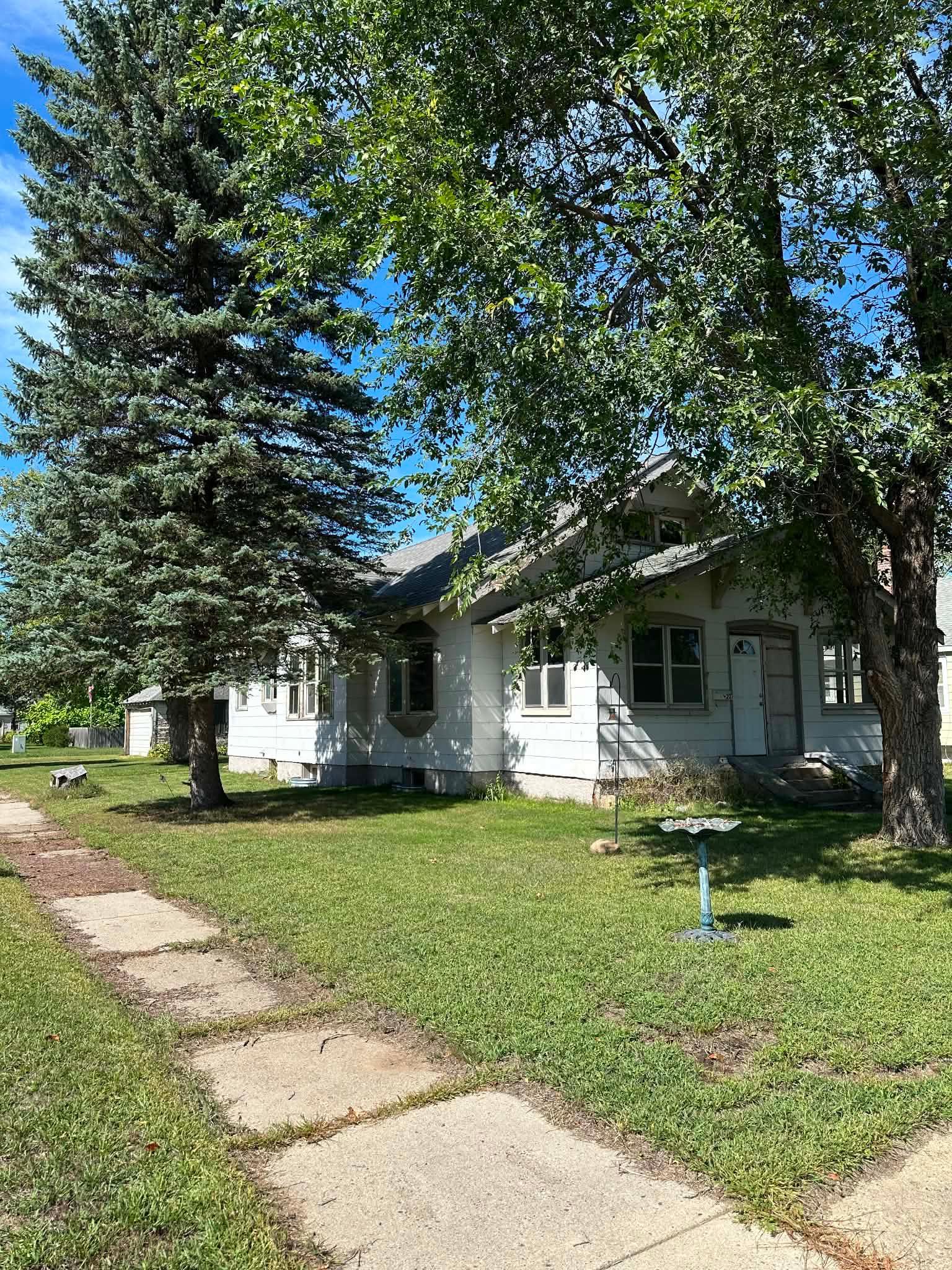 227 3rd Street Sw Property Photo 1