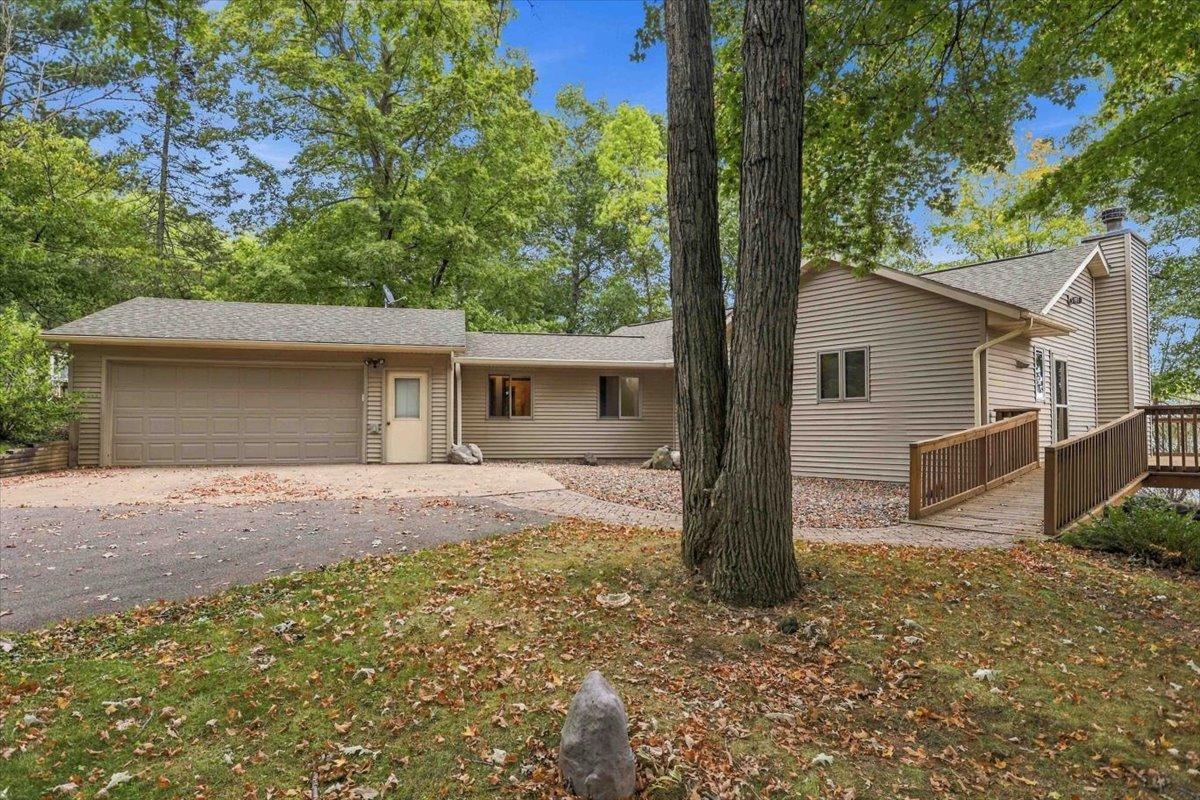 27878 N Lake Drive Property Photo 1