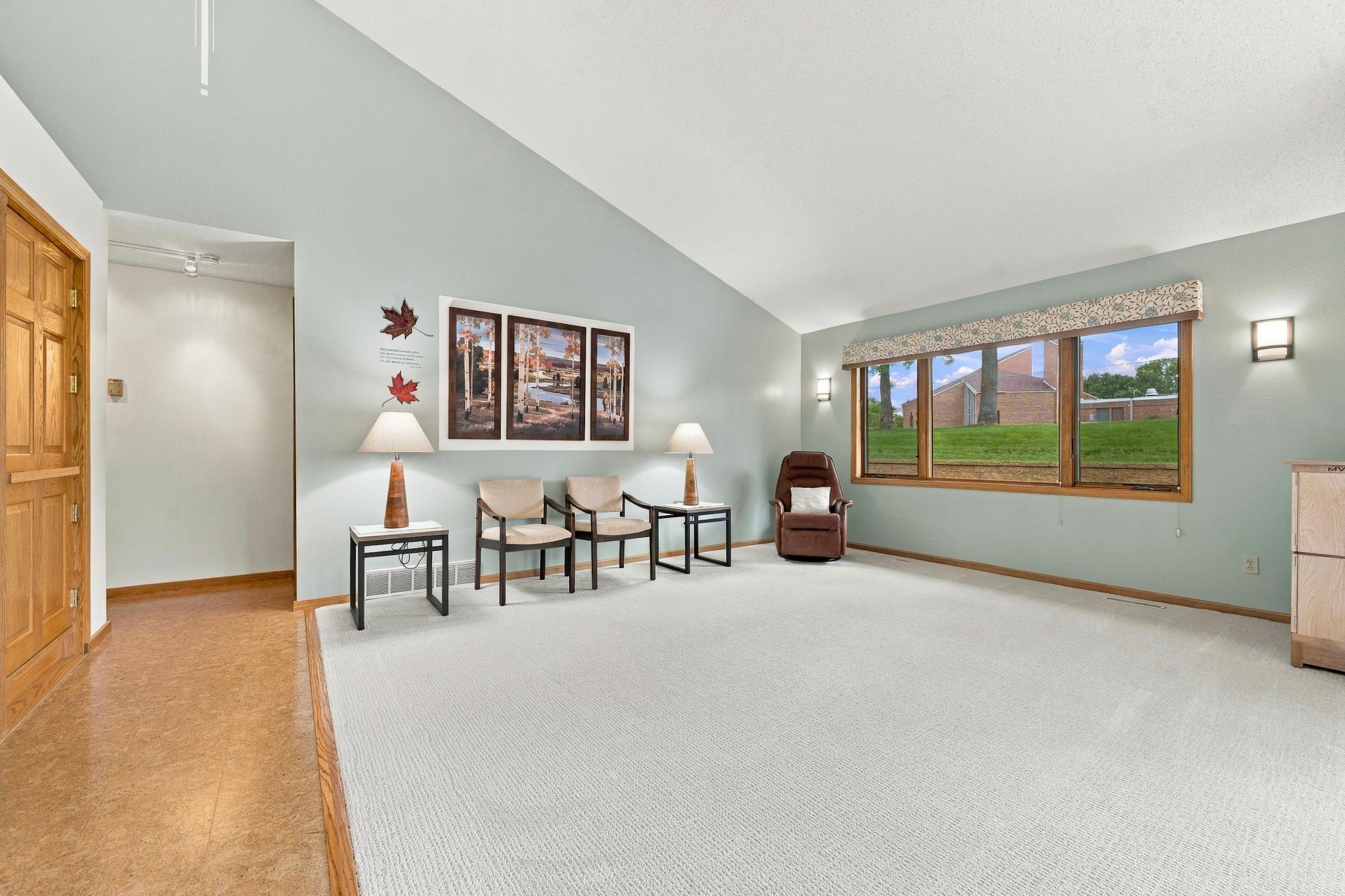 2115 6th Avenue E Property Photo 5