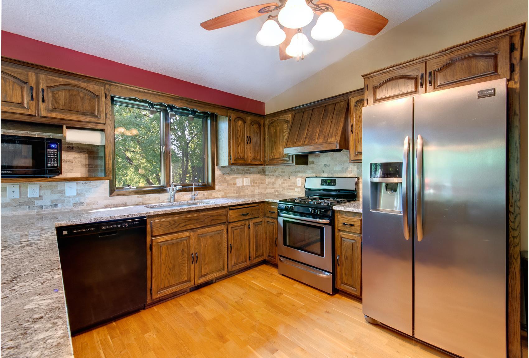 22710 Pinto Lane Property Photo 8