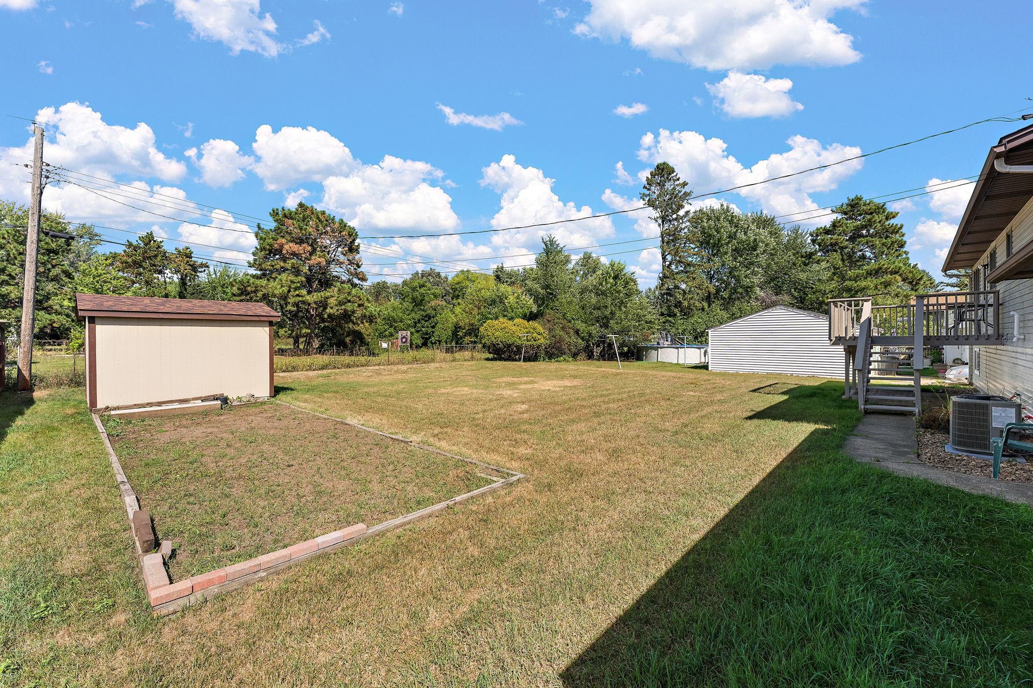 361 Eldridge Avenue E Property Photo 4