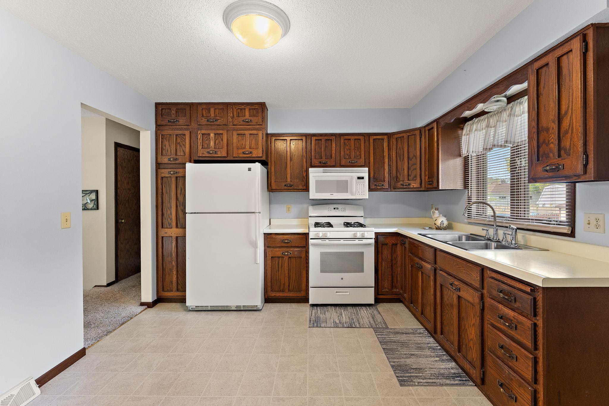 361 Eldridge Avenue E Property Photo 31