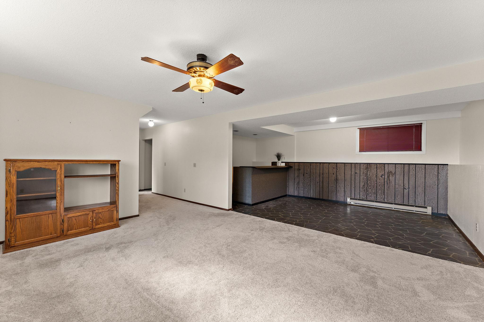 361 Eldridge Avenue E Property Photo 37