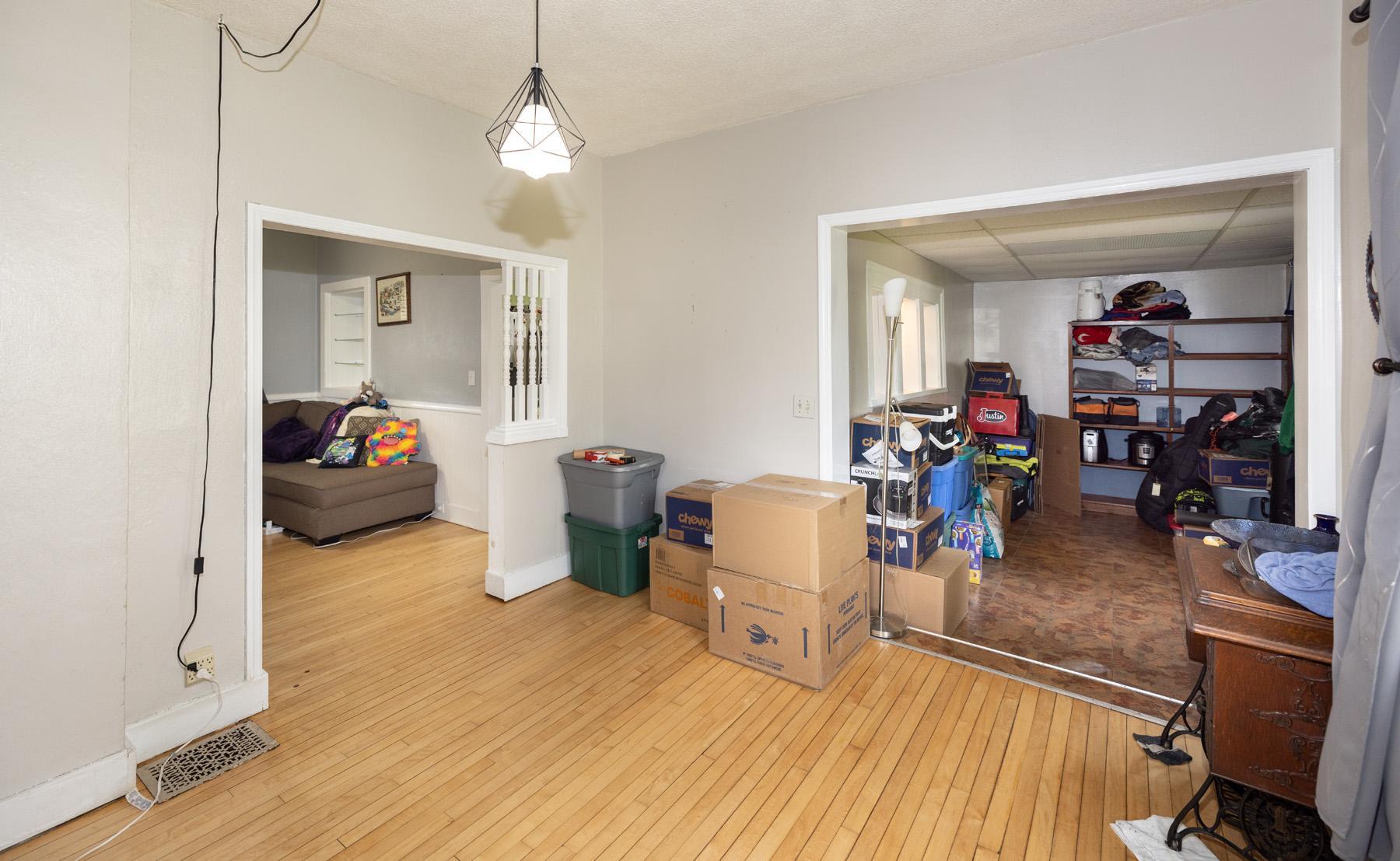 113 W Bancroft Avenue Property Photo 10
