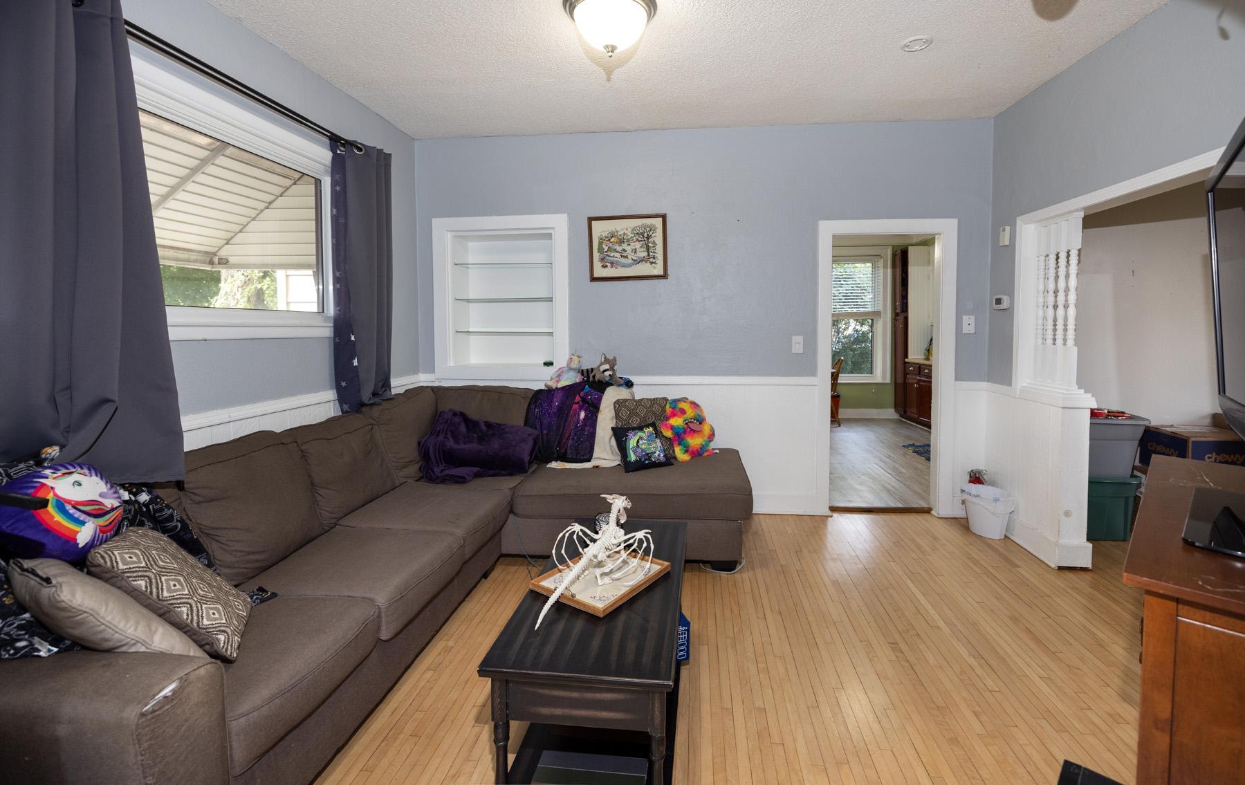113 W Bancroft Avenue Property Photo 16