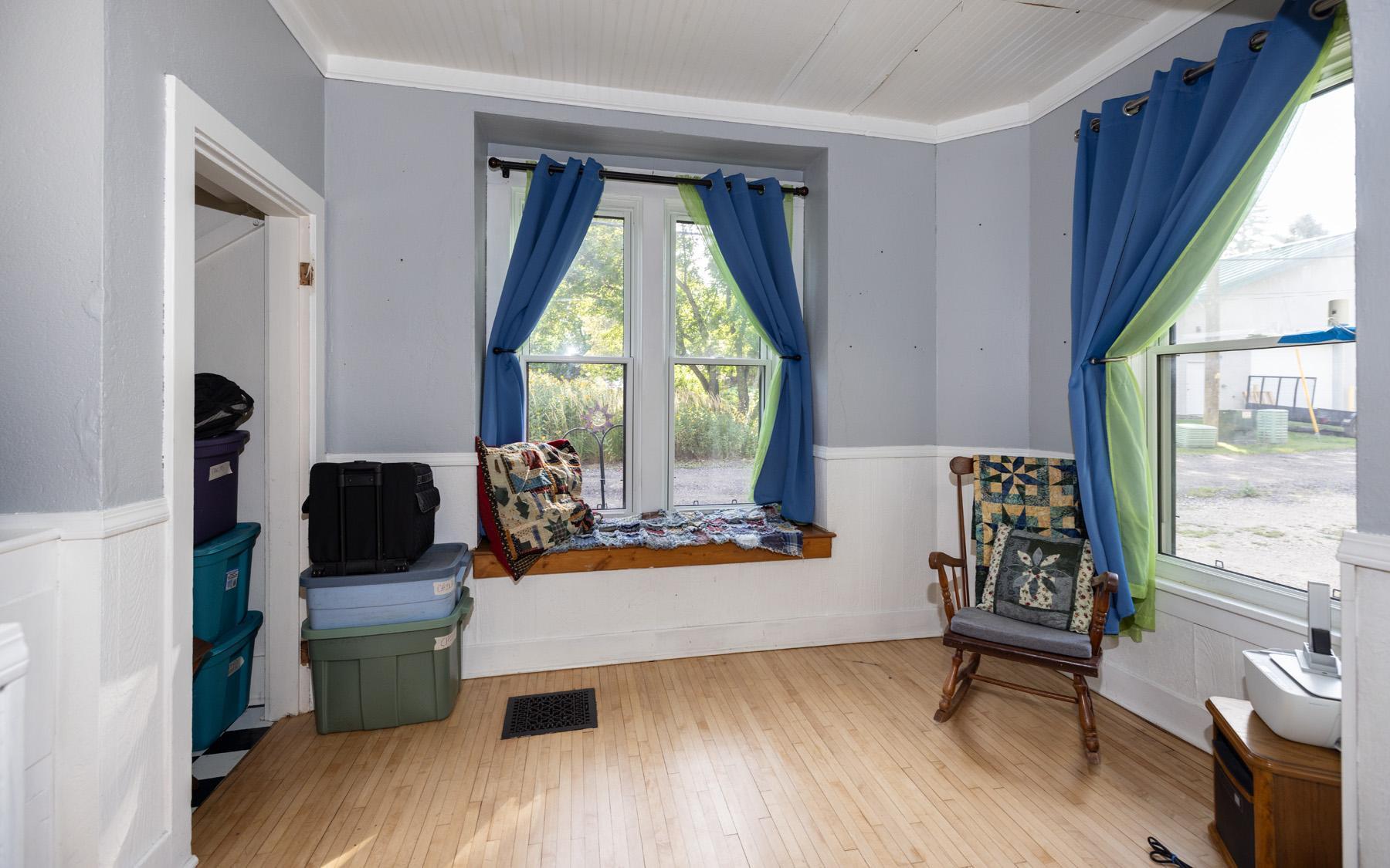 113 W Bancroft Avenue Property Photo 17