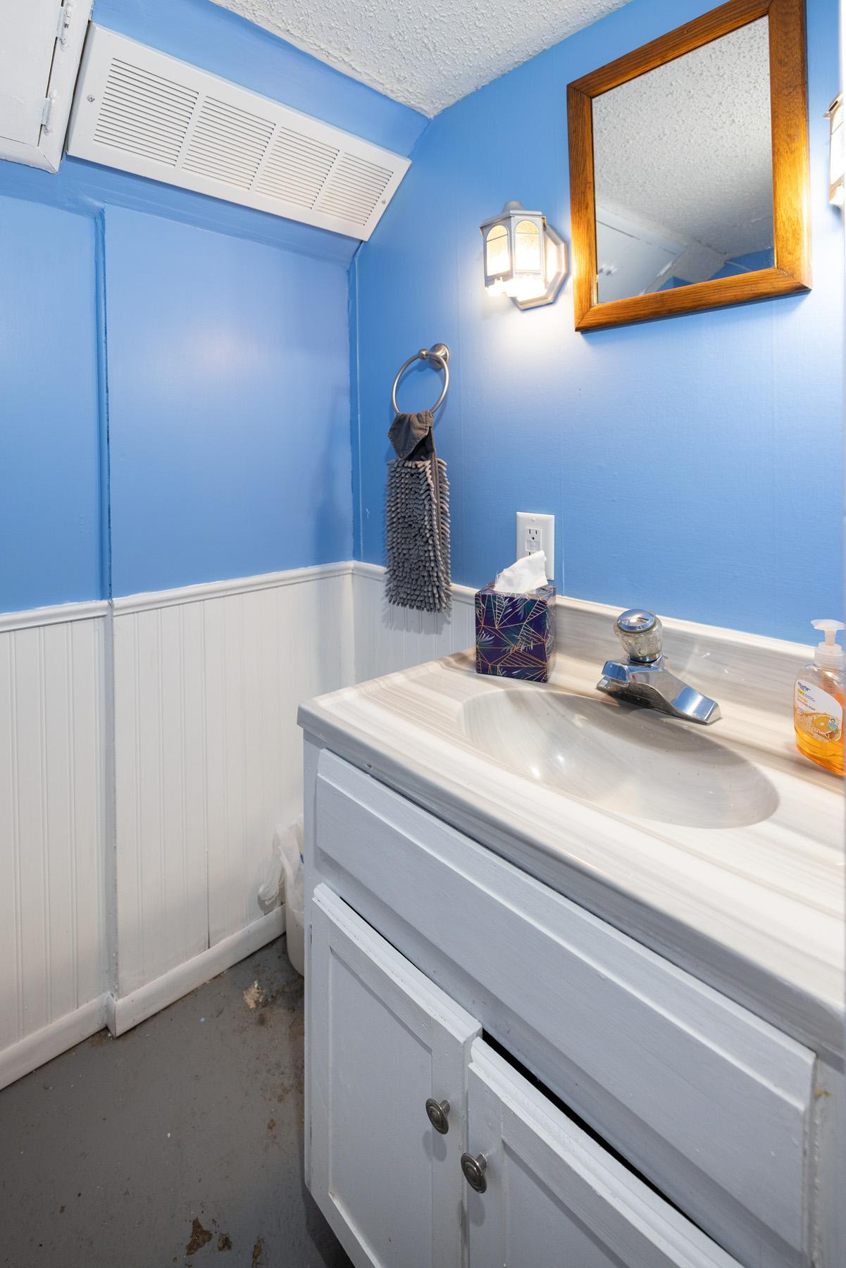 113 W Bancroft Avenue Property Photo 22
