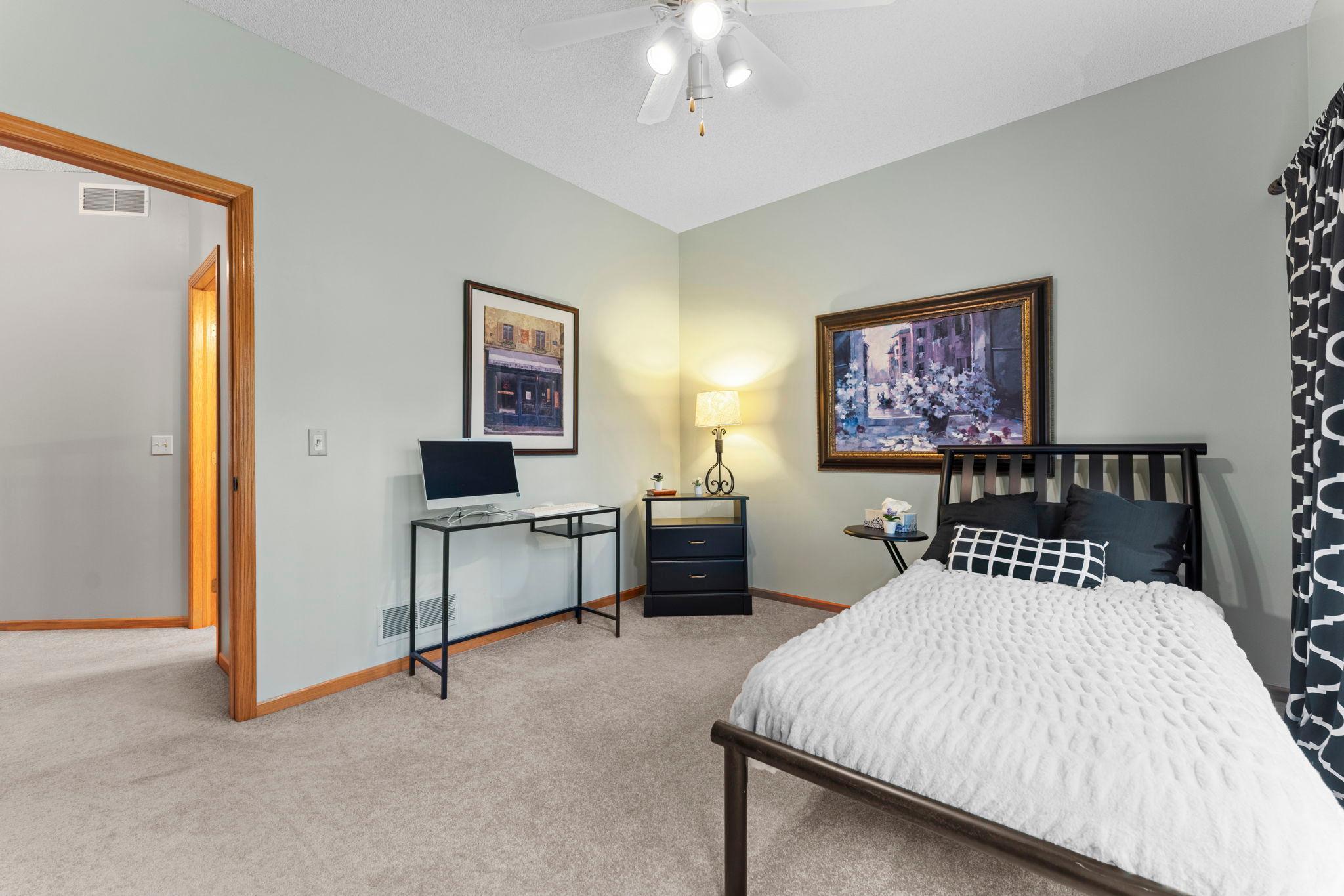13840 28th Street N Property Photo 41