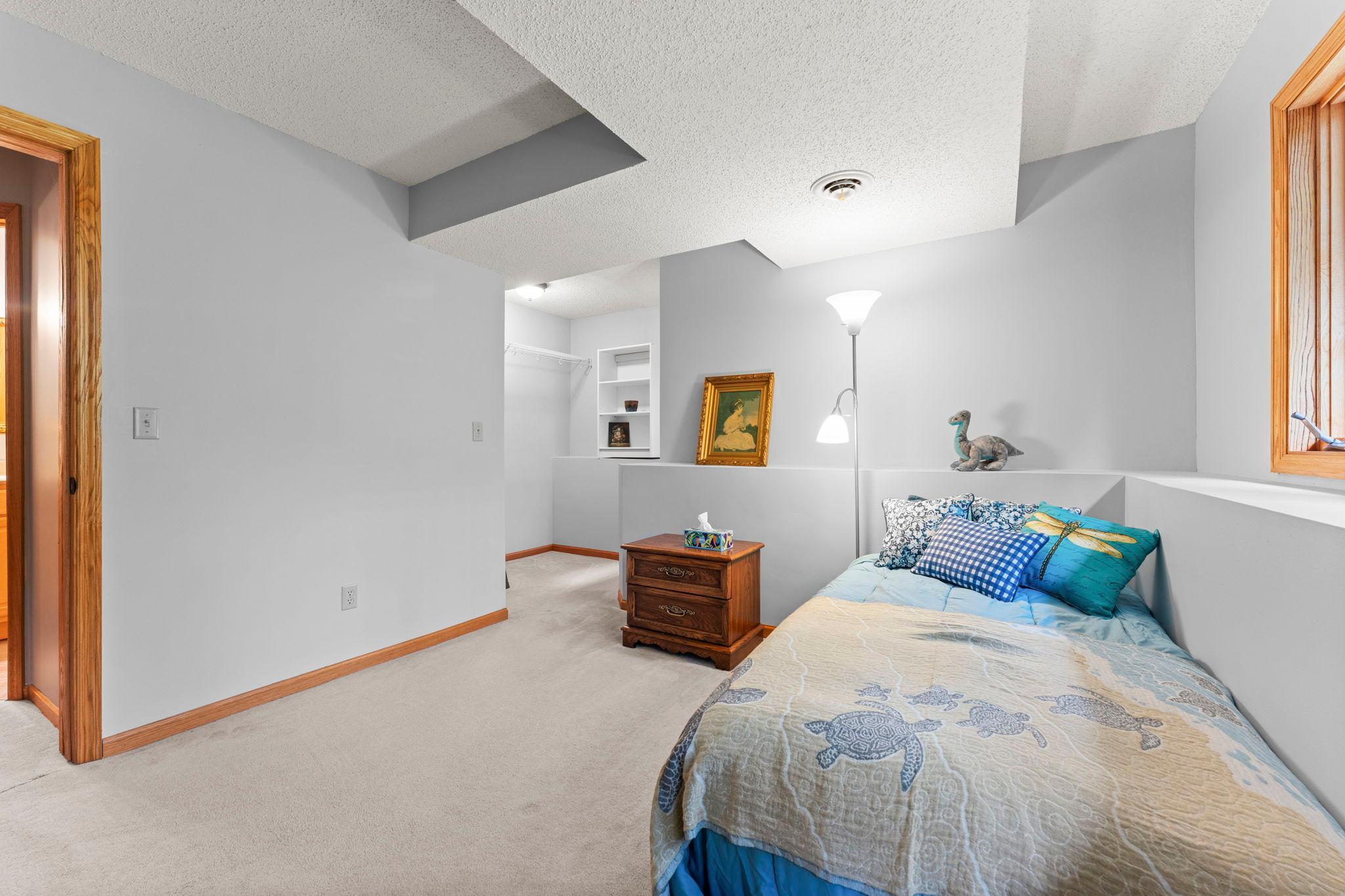 13840 28th Street N Property Photo 44