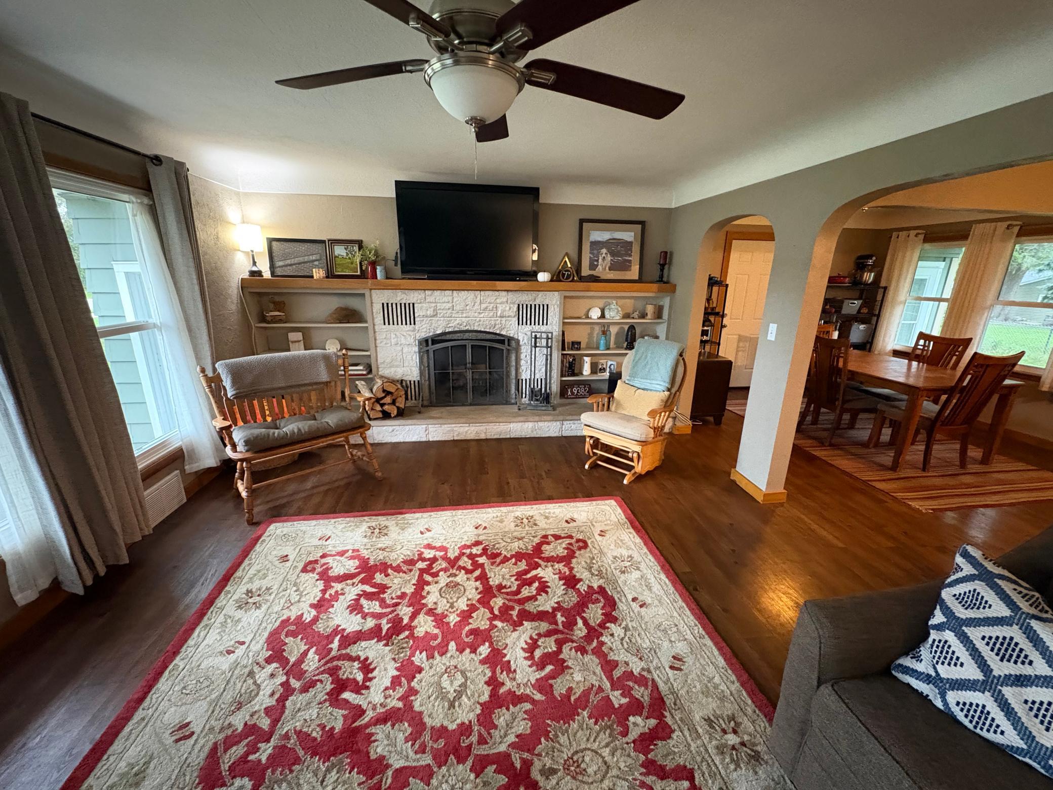 528 S 6th Street Property Photo 7
