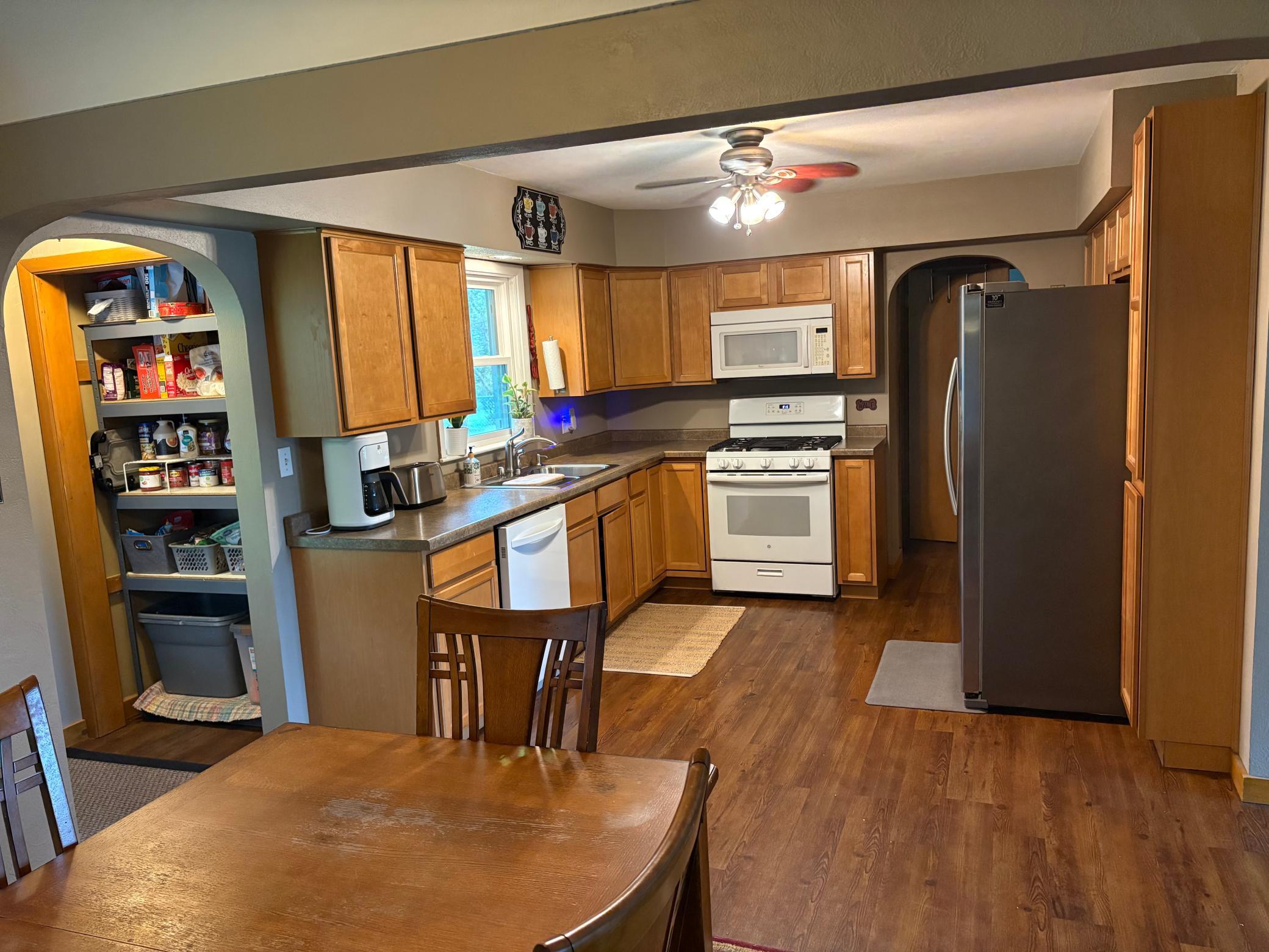 528 S 6th Street Property Photo 10