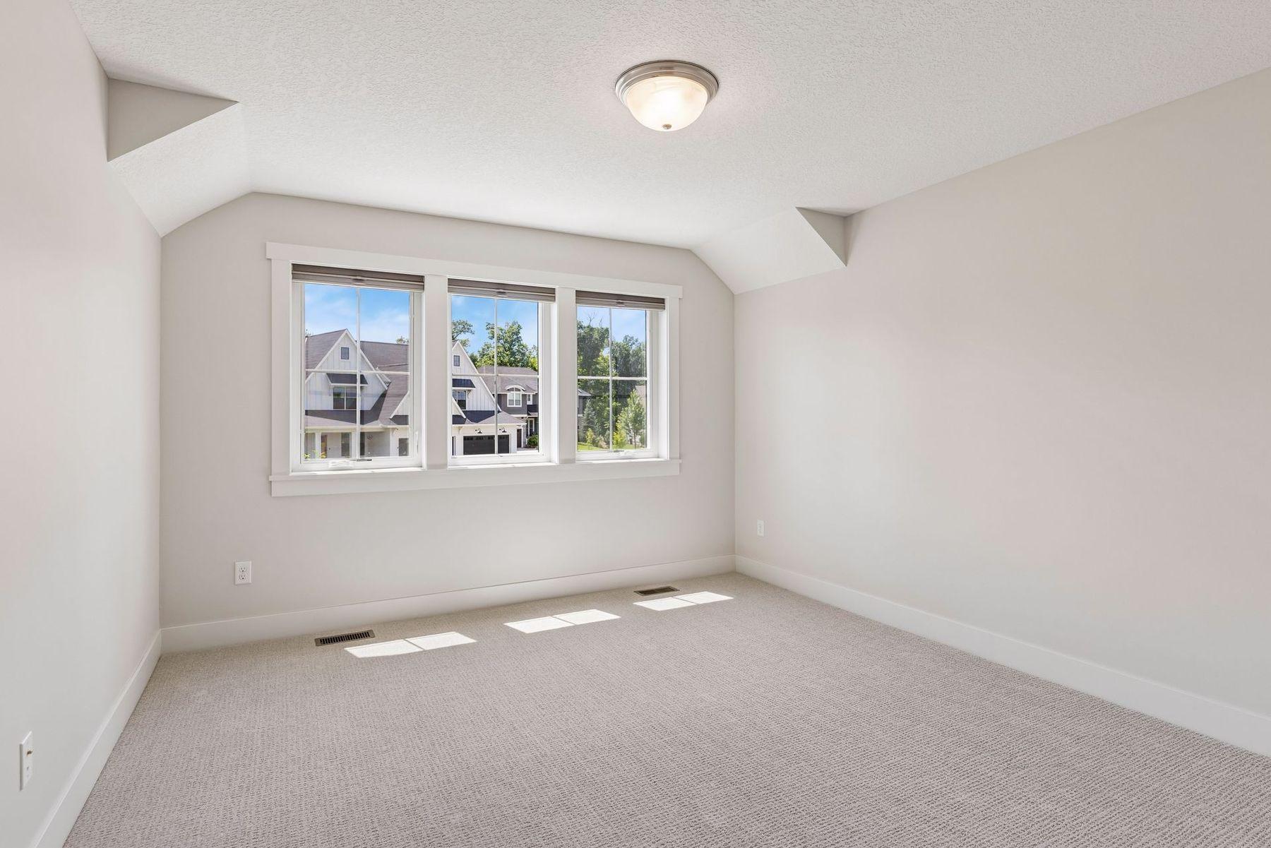 736 Woodland Hill Court Property Photo 37