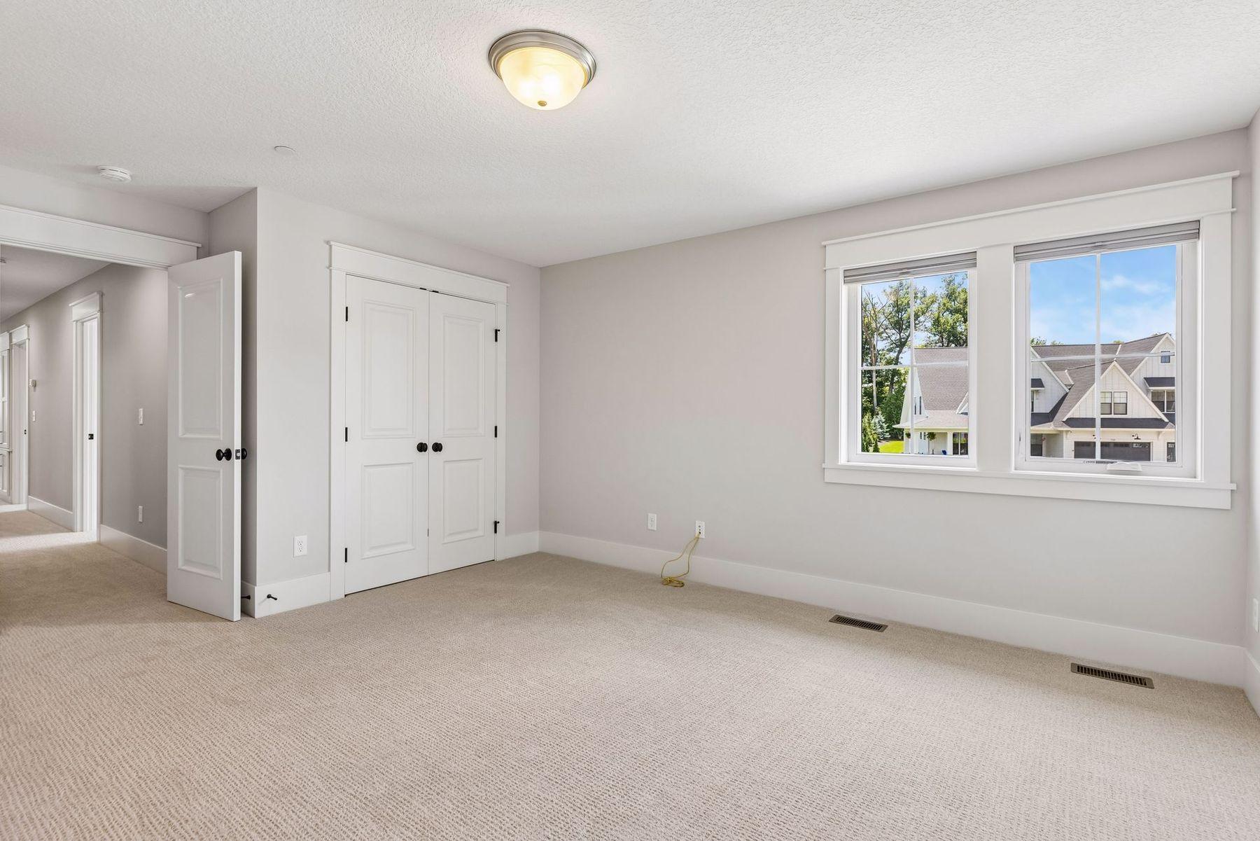 736 Woodland Hill Court Property Photo 40